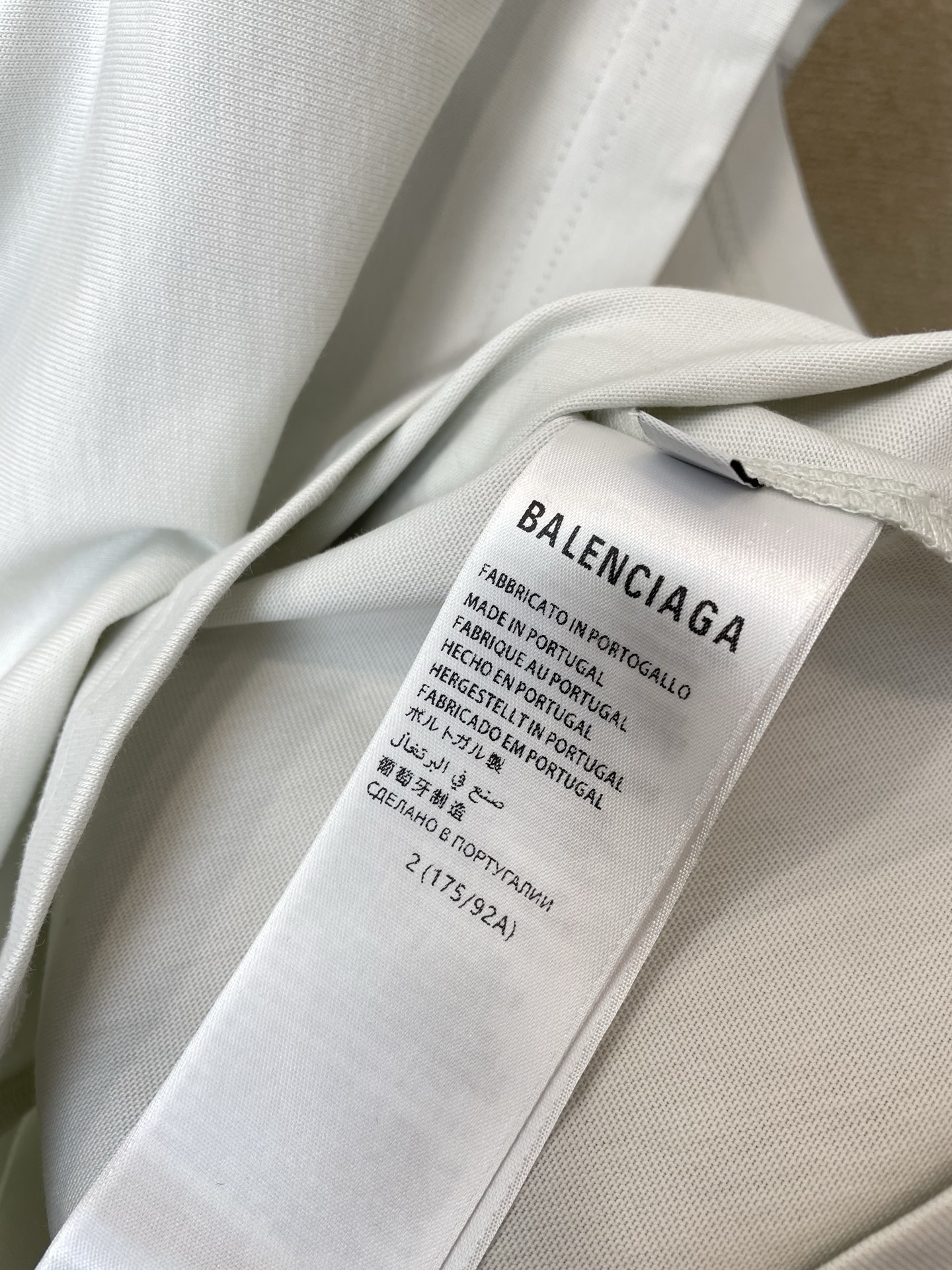 Balenciaga巴黎世家💥砸锅卖铁都要上的新款新款原单男士休闲短袖 高端定制 高端版本 时尚百搭爆款