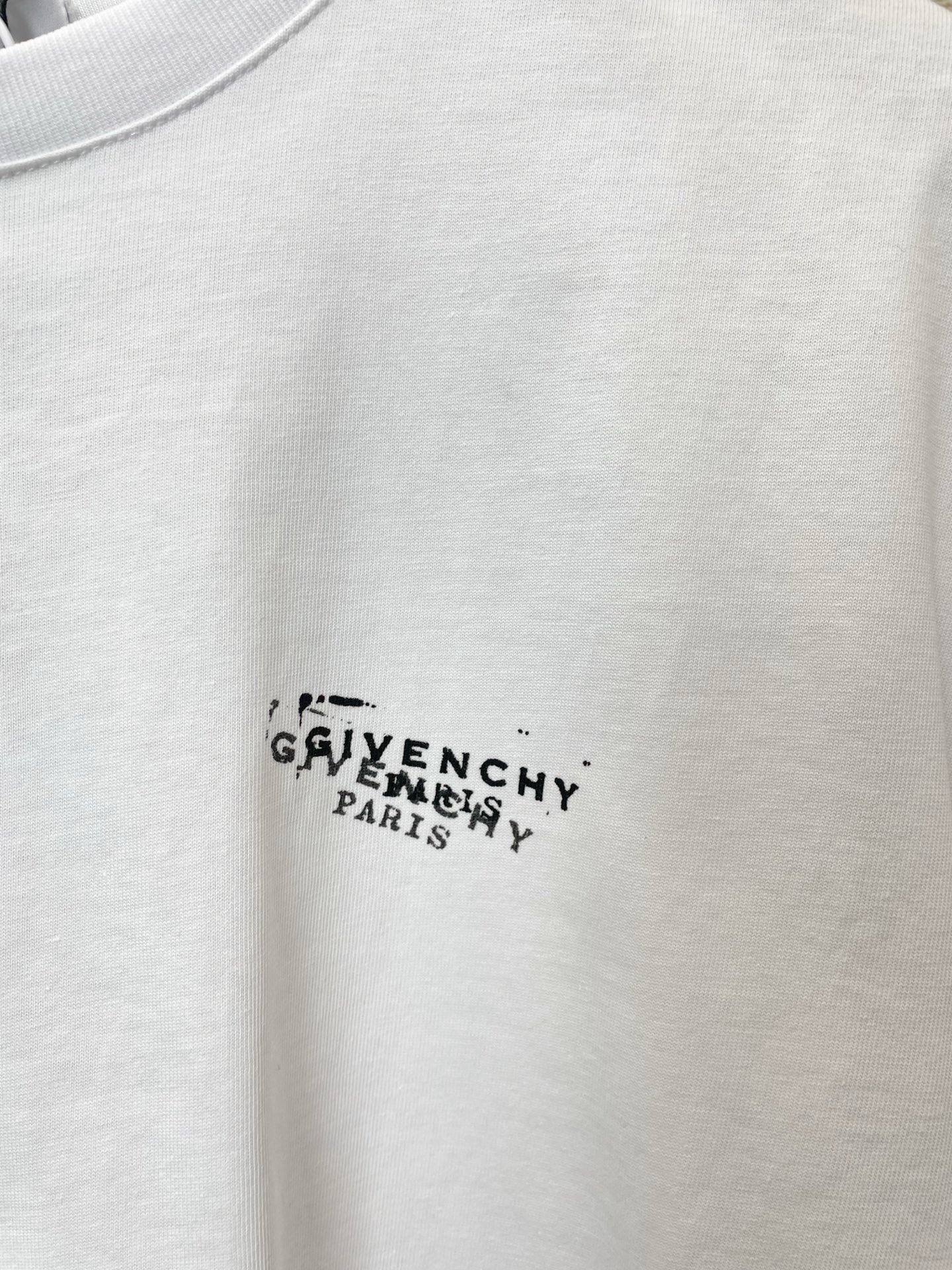 GIVENCHY纪梵希💥砸锅卖铁都要上的新款新款原单男士休闲短袖 高端定制 高端版本 时尚百搭爆款⚠️⚠