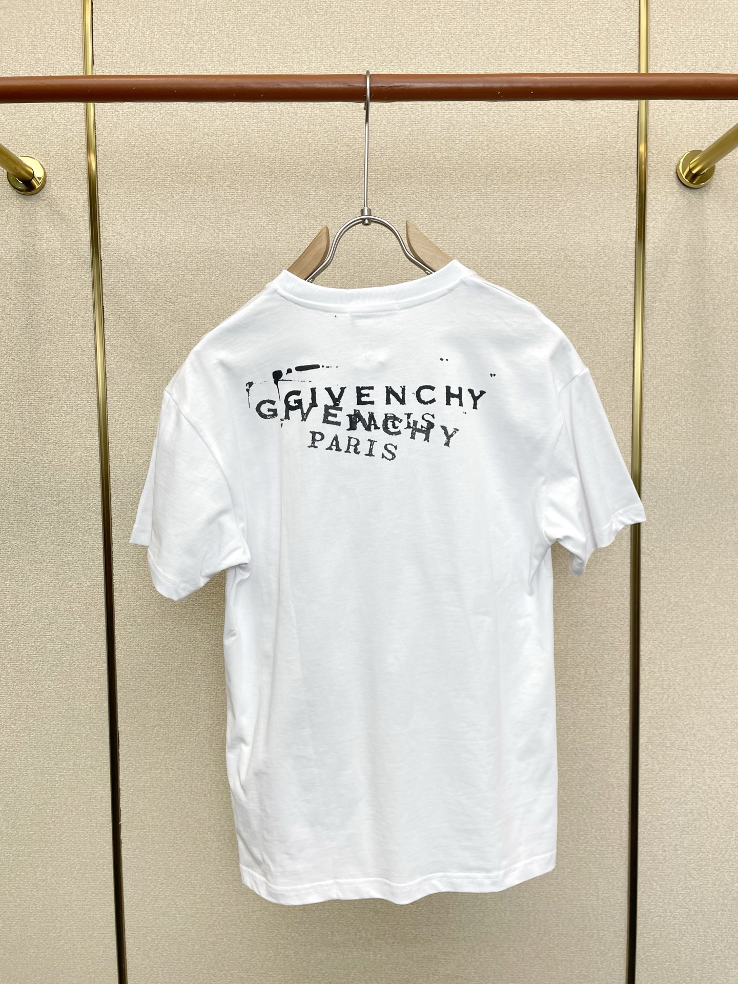 GIVENCHY纪梵希💥砸锅卖铁都要上的新款新款原单男士休闲短袖 高端定制 高端版本 时尚百搭爆款⚠️⚠