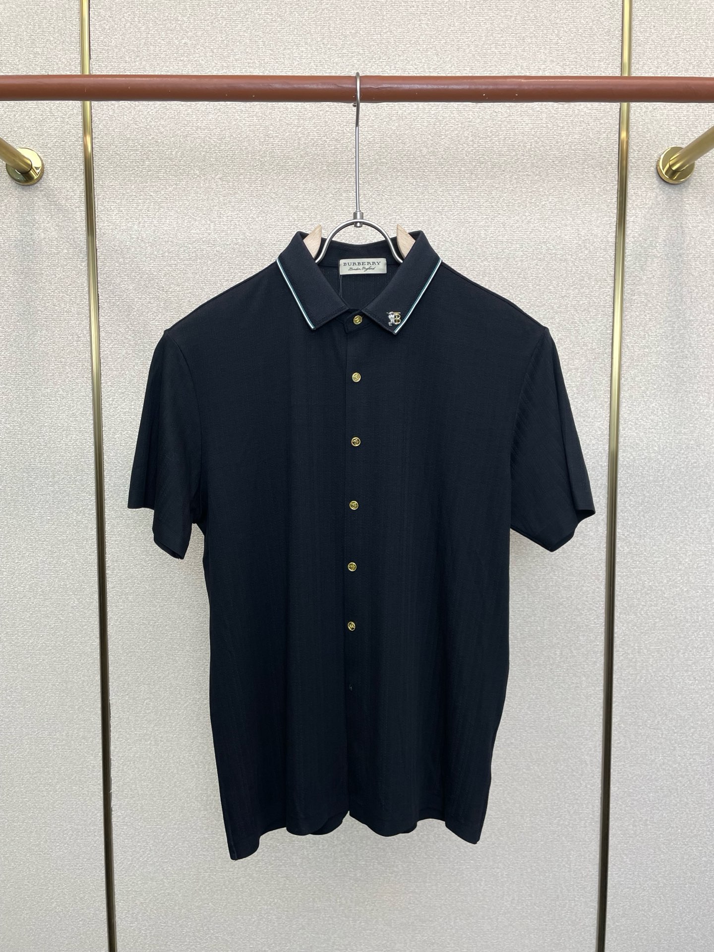 。Burberry巴宝莉💥砸锅卖铁都要上的新款新款原单男士休闲短袖 高端定制 高端版本 时尚百搭爆款⚠️