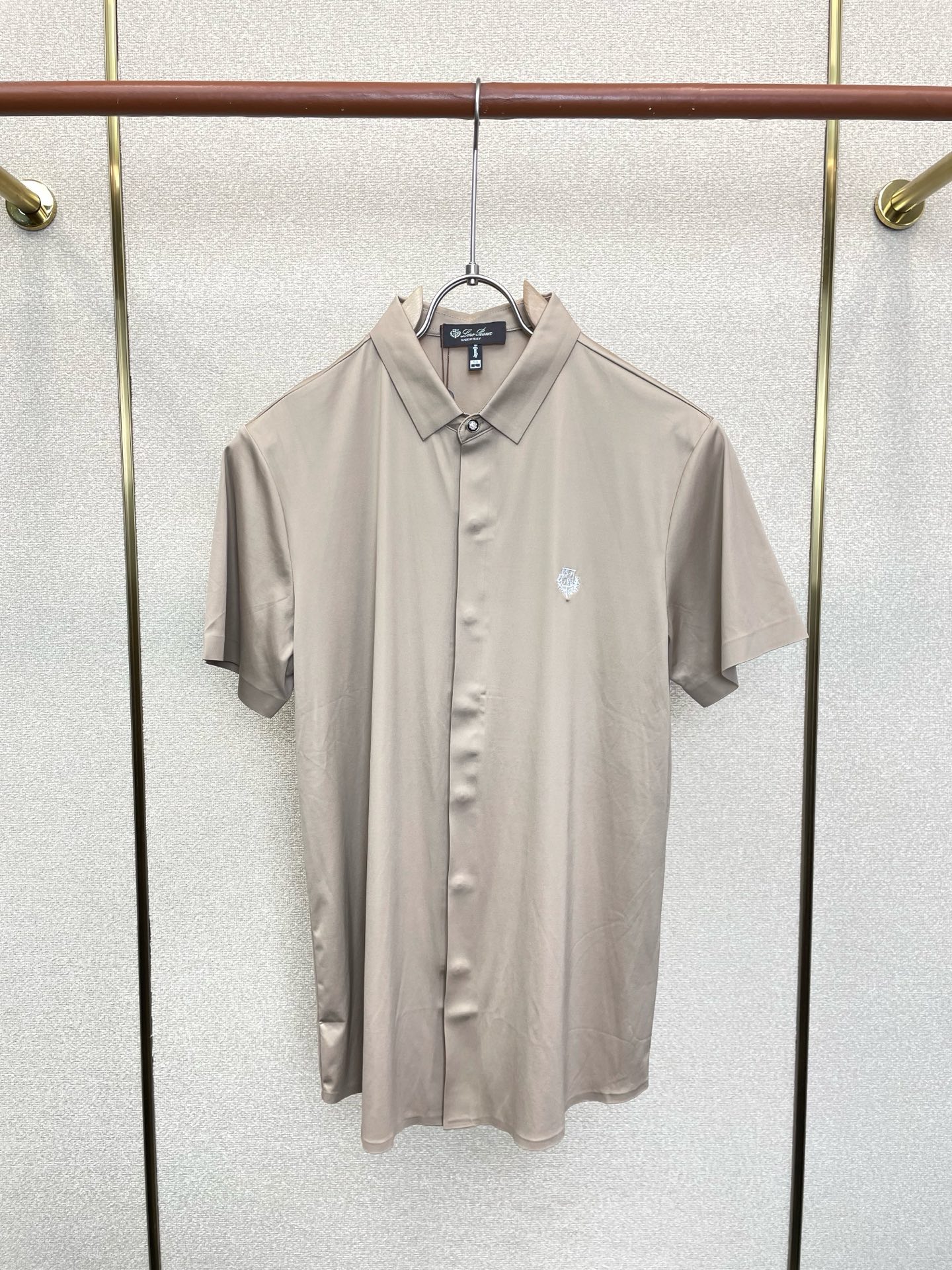 。Loro Piana-Loro Piana诺悠翩雅💥砸锅卖铁都要上的新款新款原单男士休闲短袖 高端定制