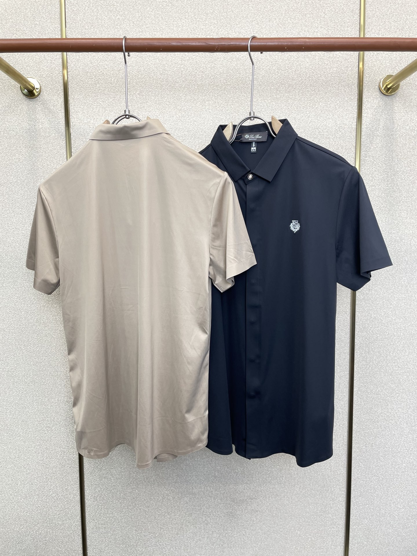 。Loro Piana-Loro Piana诺悠翩雅💥砸锅卖铁都要上的新款新款原单男士休闲短袖 高端定制