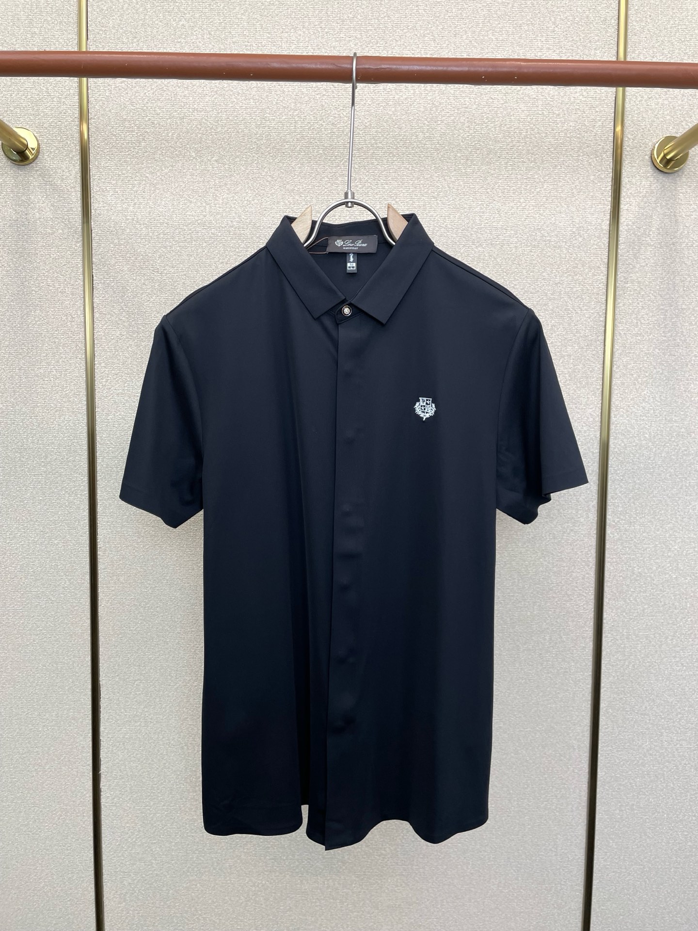 。Loro Piana-Loro Piana诺悠翩雅💥砸锅卖铁都要上的新款新款原单男士休闲短袖 高端定制