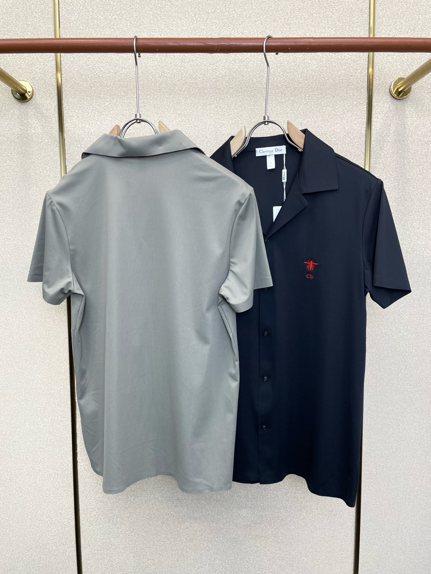 。Dior迪奥💥砸锅卖铁都要上的新款新款原单男士休闲短袖 高端定制 高端版本 时尚百搭爆款⚠️⚠️✨✨进