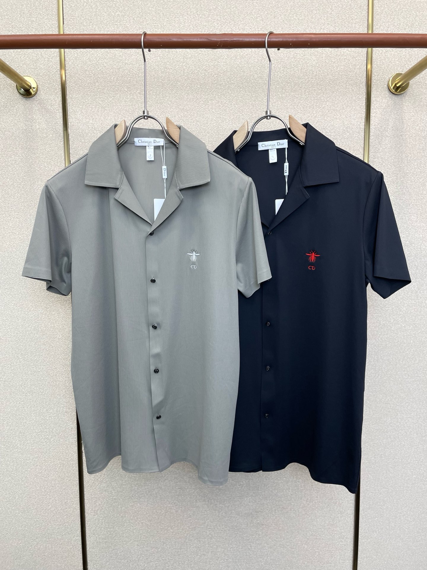 。Dior迪奥💥砸锅卖铁都要上的新款新款原单男士休闲短袖 高端定制 高端版本 时尚百搭爆款⚠️⚠️✨✨进