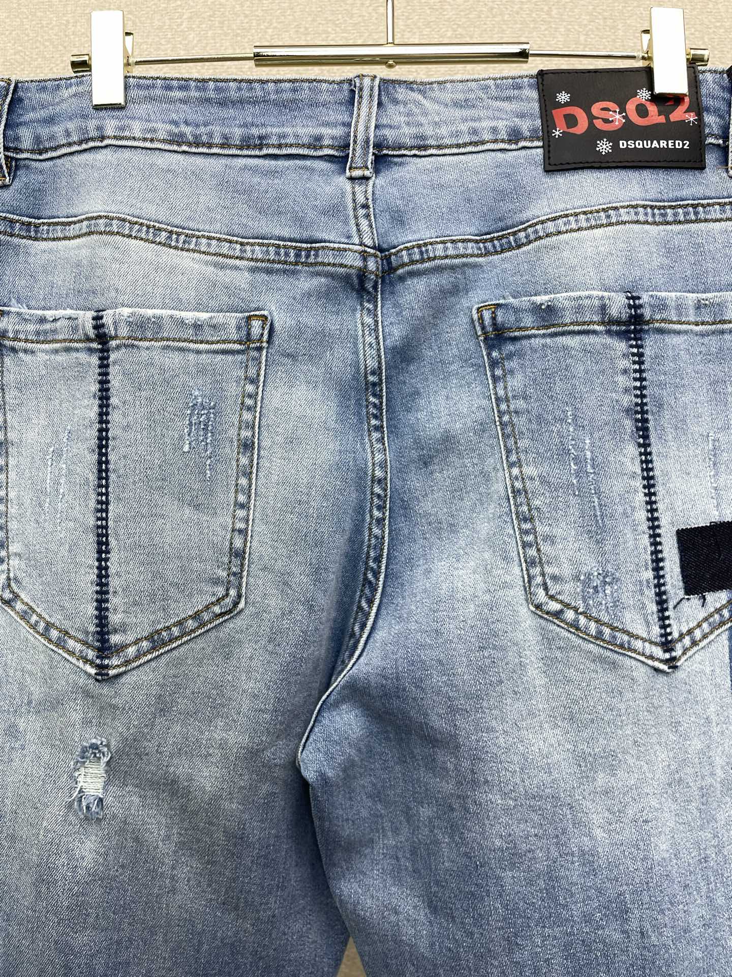 DSQUARED2第二次方💥砸锅卖铁都要上的新款新款休闲牛仔短裤🩳 高端版本！专柜定制面料 透气舒适度高