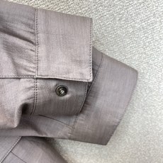 Loro Piana-Loro Piana诺悠翩雅💥砸锅卖铁都要上的新款最新时尚立领亚麻夹克。经典设计感 Loro Piana-Loro Piana诺悠翩雅💥砸锅卖铁都要上的新款最新时尚立领亚麻夹克。经典设计感