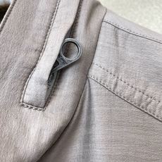 Loro Piana-Loro Piana诺悠翩雅💥砸锅卖铁都要上的新款最新时尚立领亚麻夹克。经典设计感 Loro Piana-Loro Piana诺悠翩雅💥砸锅卖铁都要上的新款最新时尚立领亚麻夹克。经典设计感