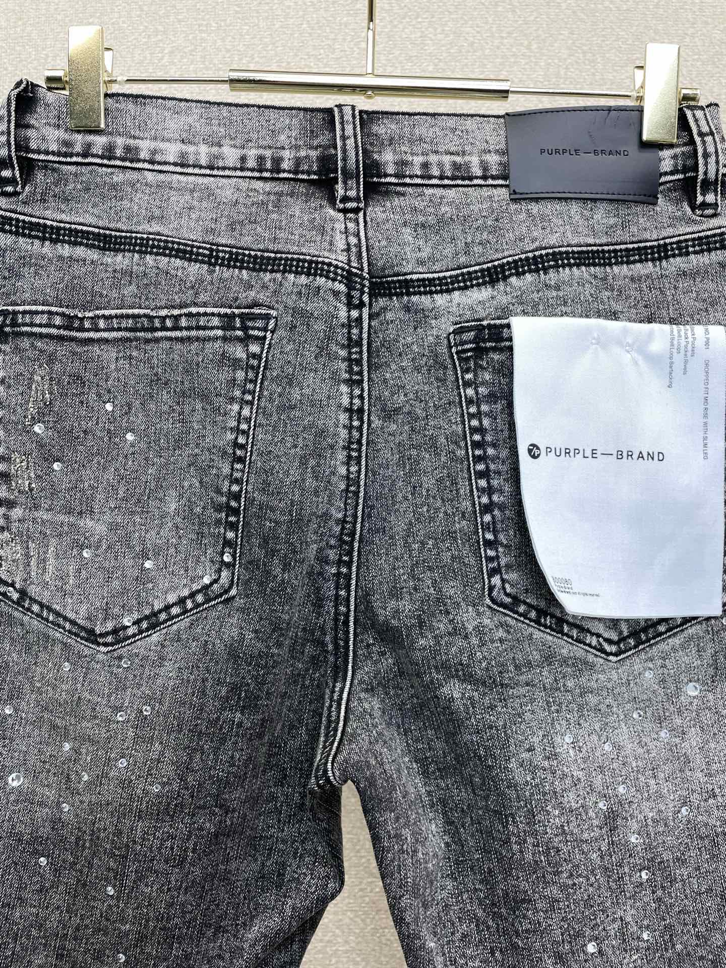 。PurPle Brand💥砸锅卖铁都要上的新款新款 牛仔短裤🩳高端版本！专柜定制面料  透气舒适度高，