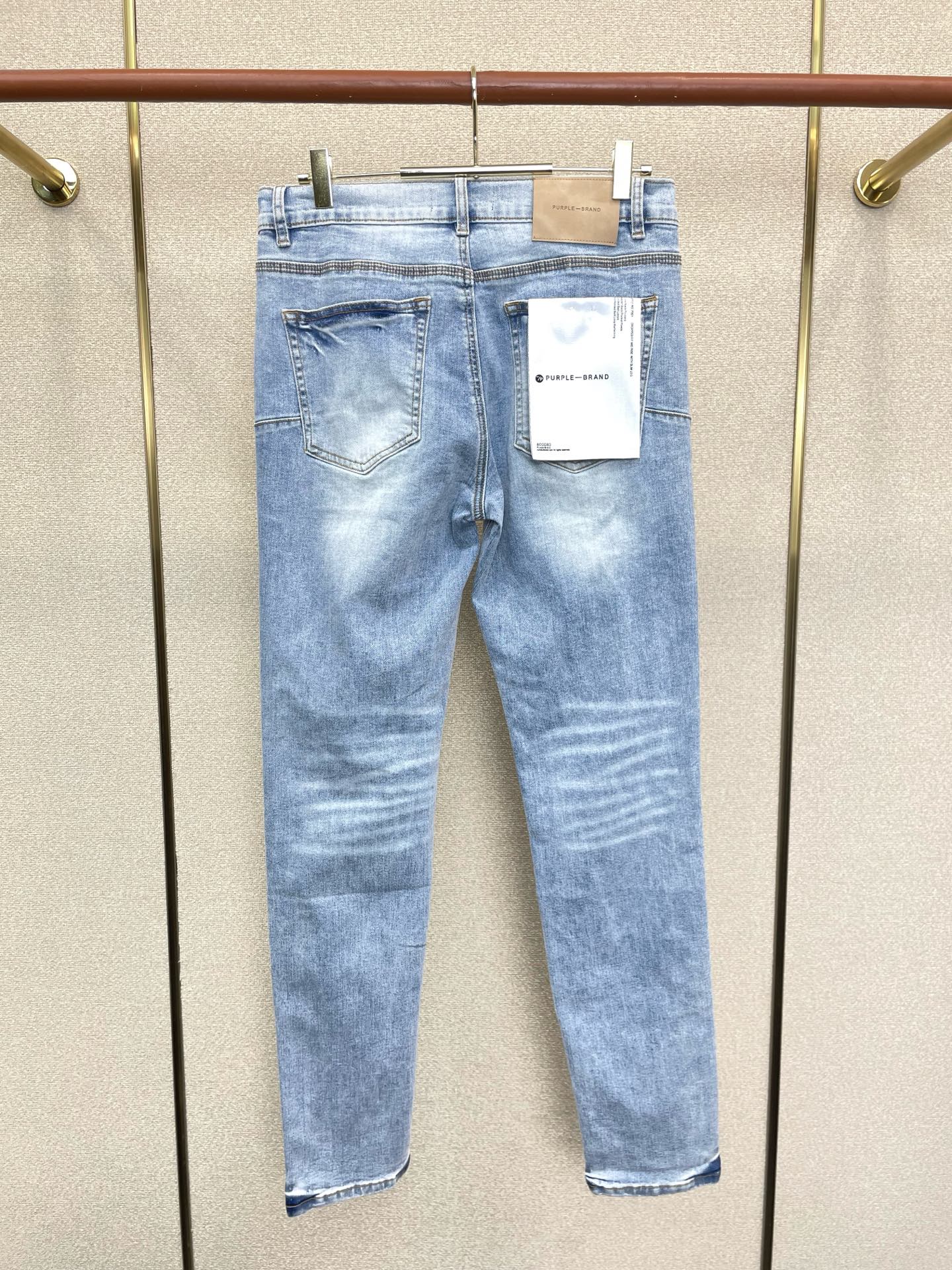 。PURPLE BRAND💥砸锅卖铁都要上的新款新款 牛仔裤👖高端版本！专柜定制面料  透气舒适度高，细