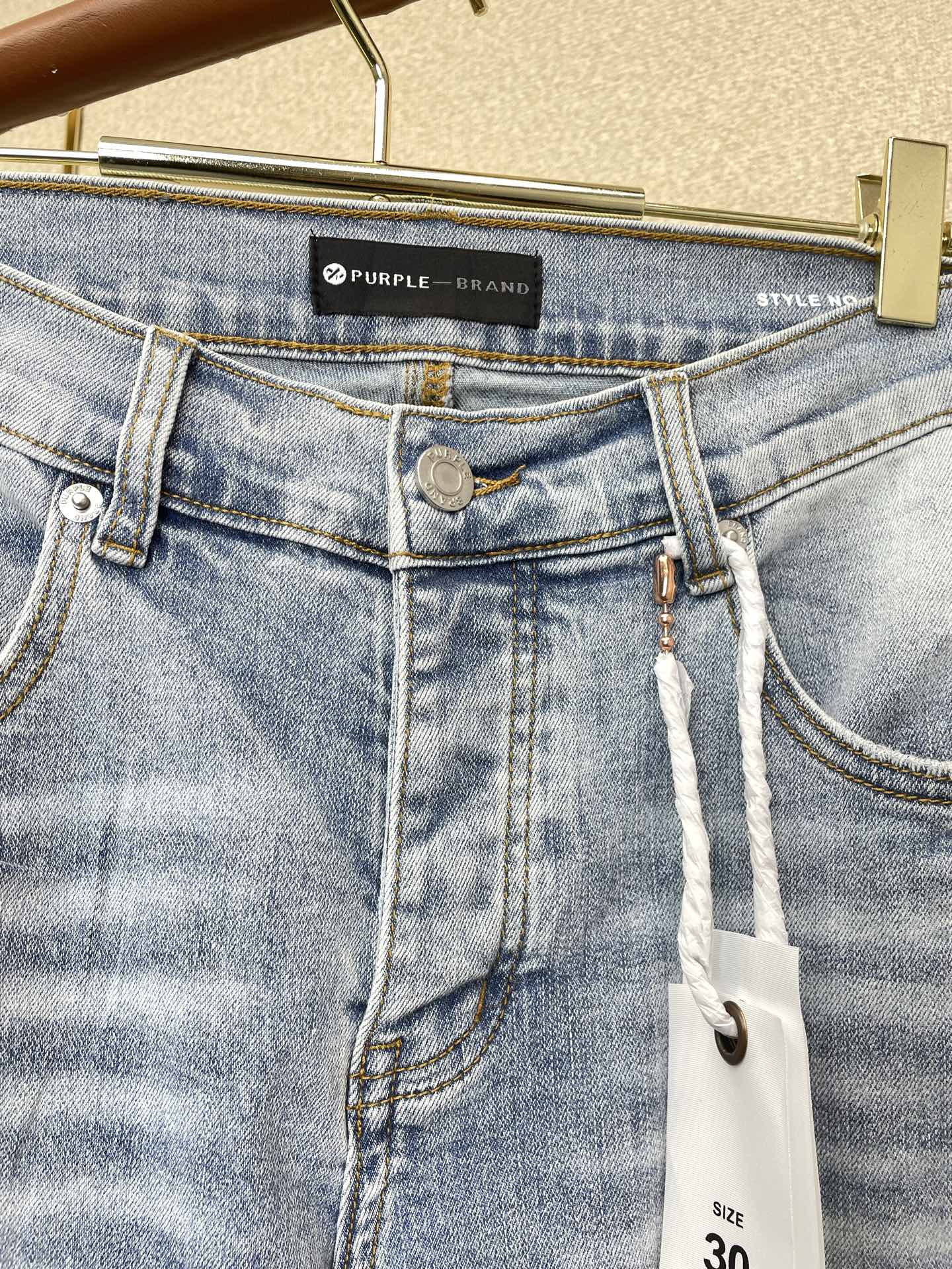 。PURPLE BRAND💥砸锅卖铁都要上的新款新款 牛仔裤👖高端版本！专柜定制面料  透气舒适度高，细