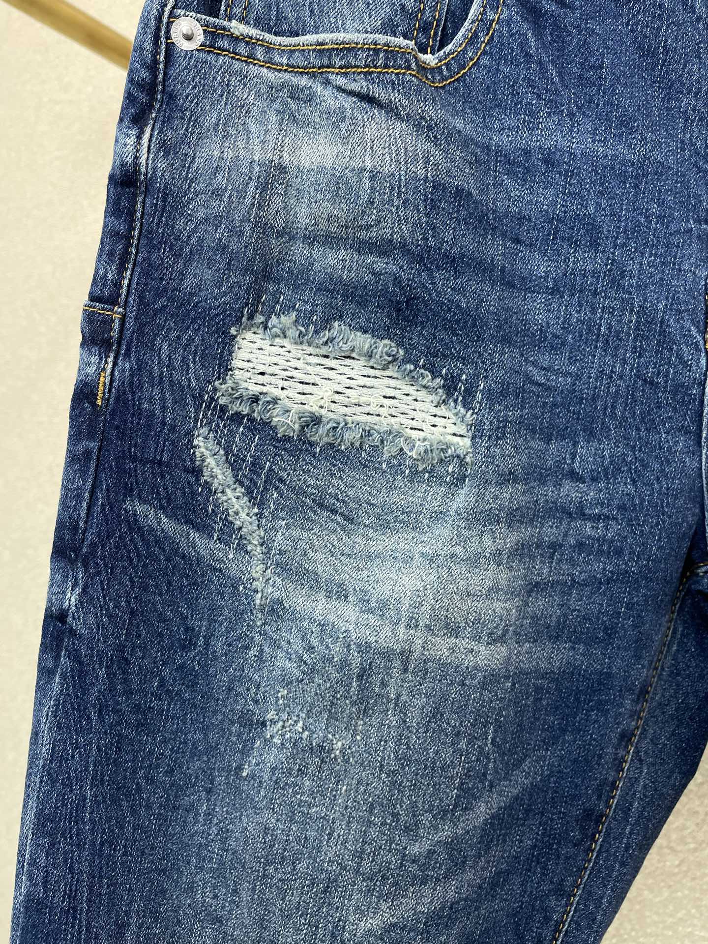 PURPLE BRAND💥砸锅卖铁都要上的新款新款 牛仔裤👖高端版本！专柜定制面料  透气舒适度高，细节