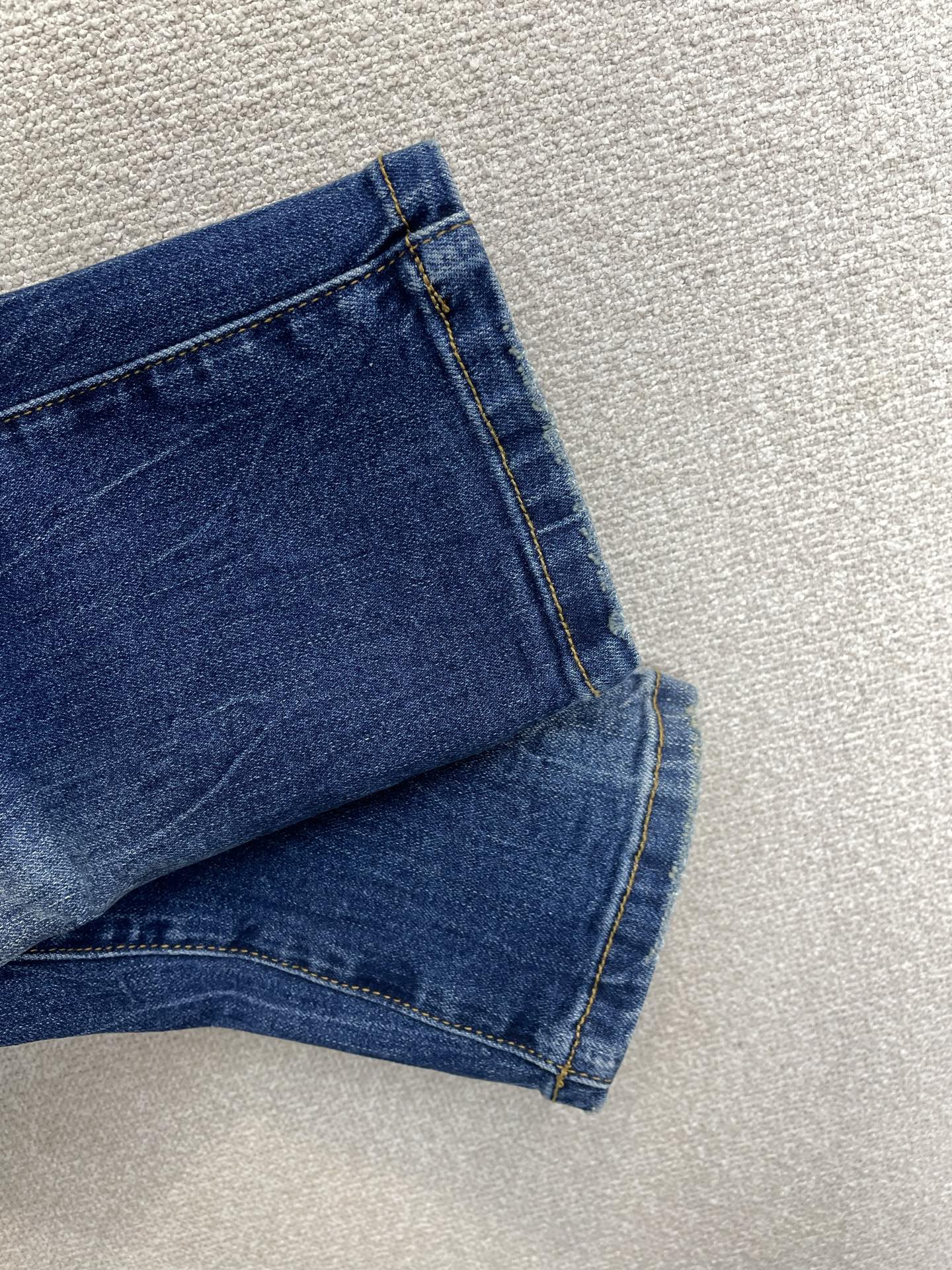 PURPLE BRAND💥砸锅卖铁都要上的新款新款 牛仔裤👖高端版本！专柜定制面料  透气舒适度高，细节