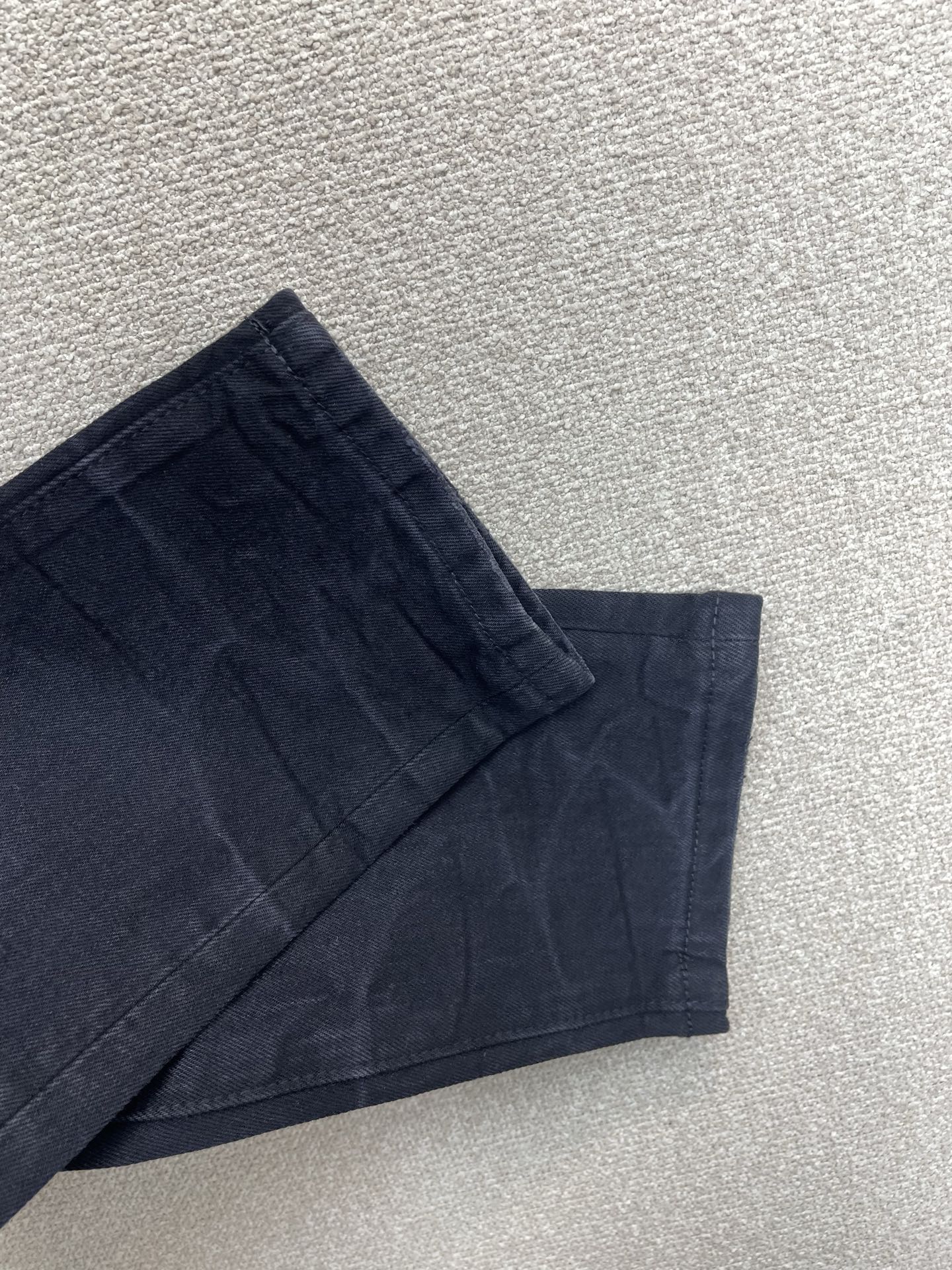 。PURPLE BRAND💥砸锅卖铁都要上的新款新款 牛仔裤👖高端版本！专柜定制面料  透气舒适度高，细