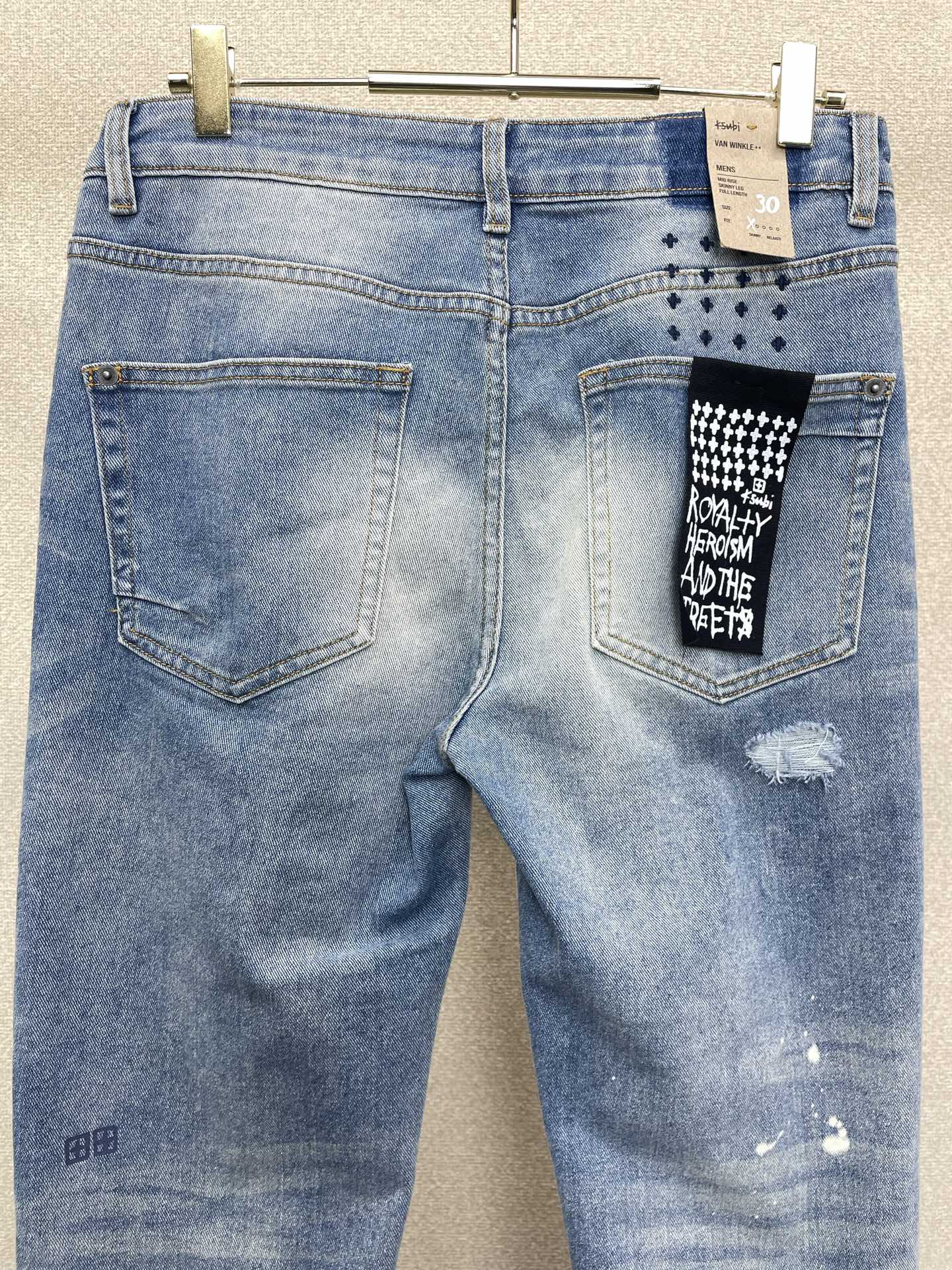 。KSUBI💥砸锅卖铁都要上的新款新款 牛仔裤👖高端版本！专柜定制面料  透气舒适度高，细节无可挑剔，品