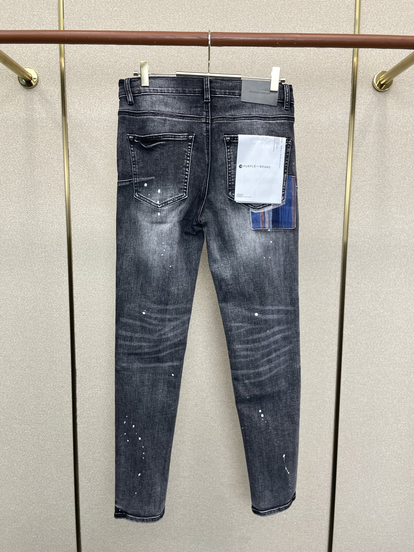 。PURPLE BRAND💥独家专供新款 牛仔裤👖高端版本！专柜定制面料  透气舒适度高，细节无可挑剔，