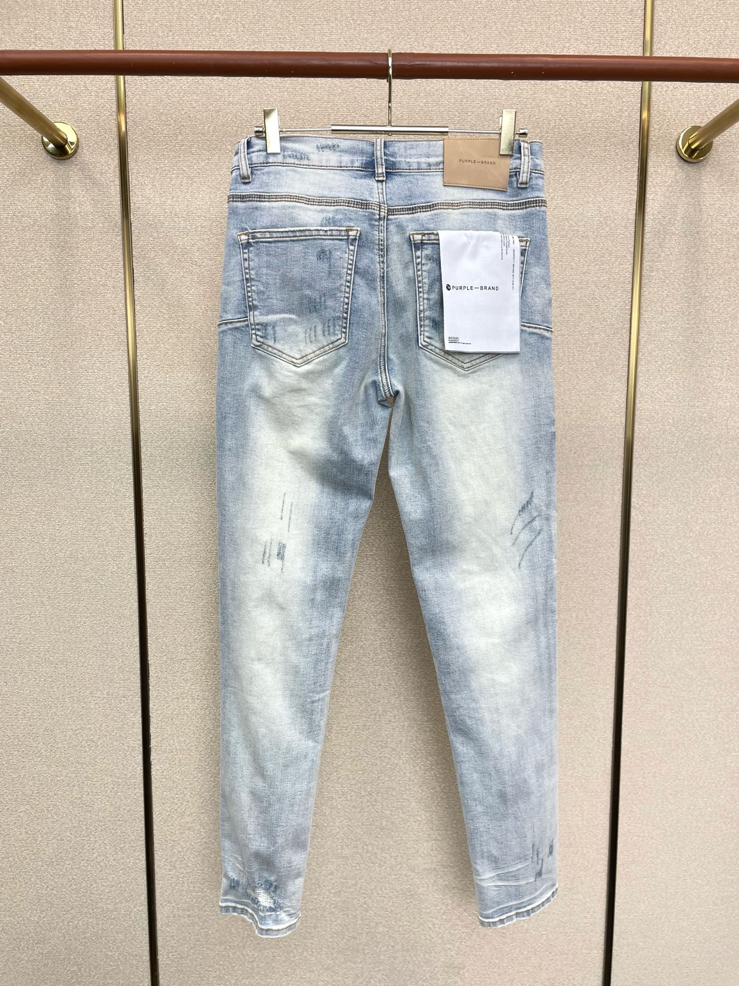 。PURPLE BRAND💥砸锅卖铁都要上的新款新款 牛仔裤👖高端版本！专柜定制面料  透气舒适度高，细