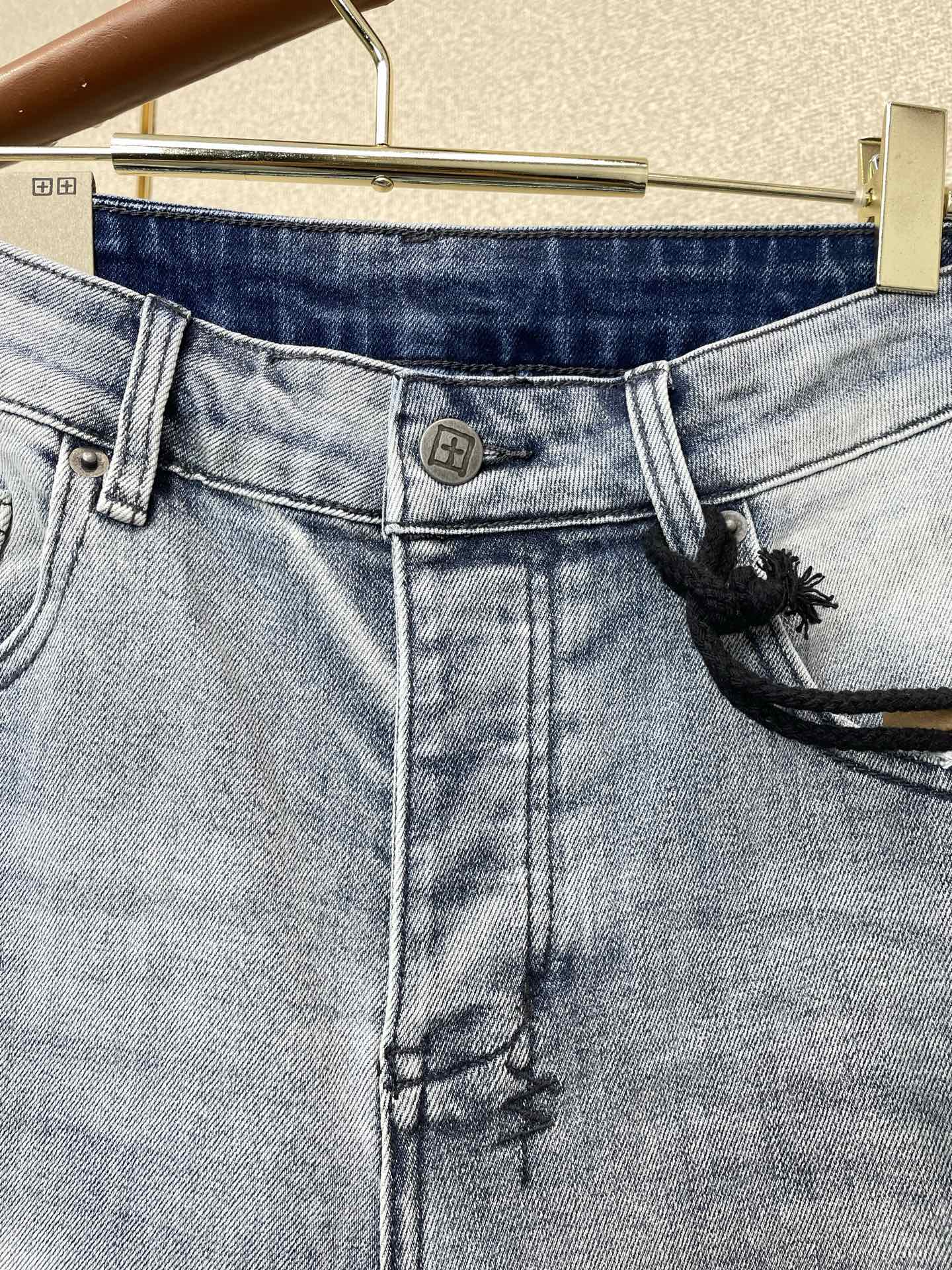 。KSUBI💥独家专供新款 牛仔裤👖高端版本！专柜定制面料 烫钻设计 透气舒适度高，细节无可挑剔，品牌元