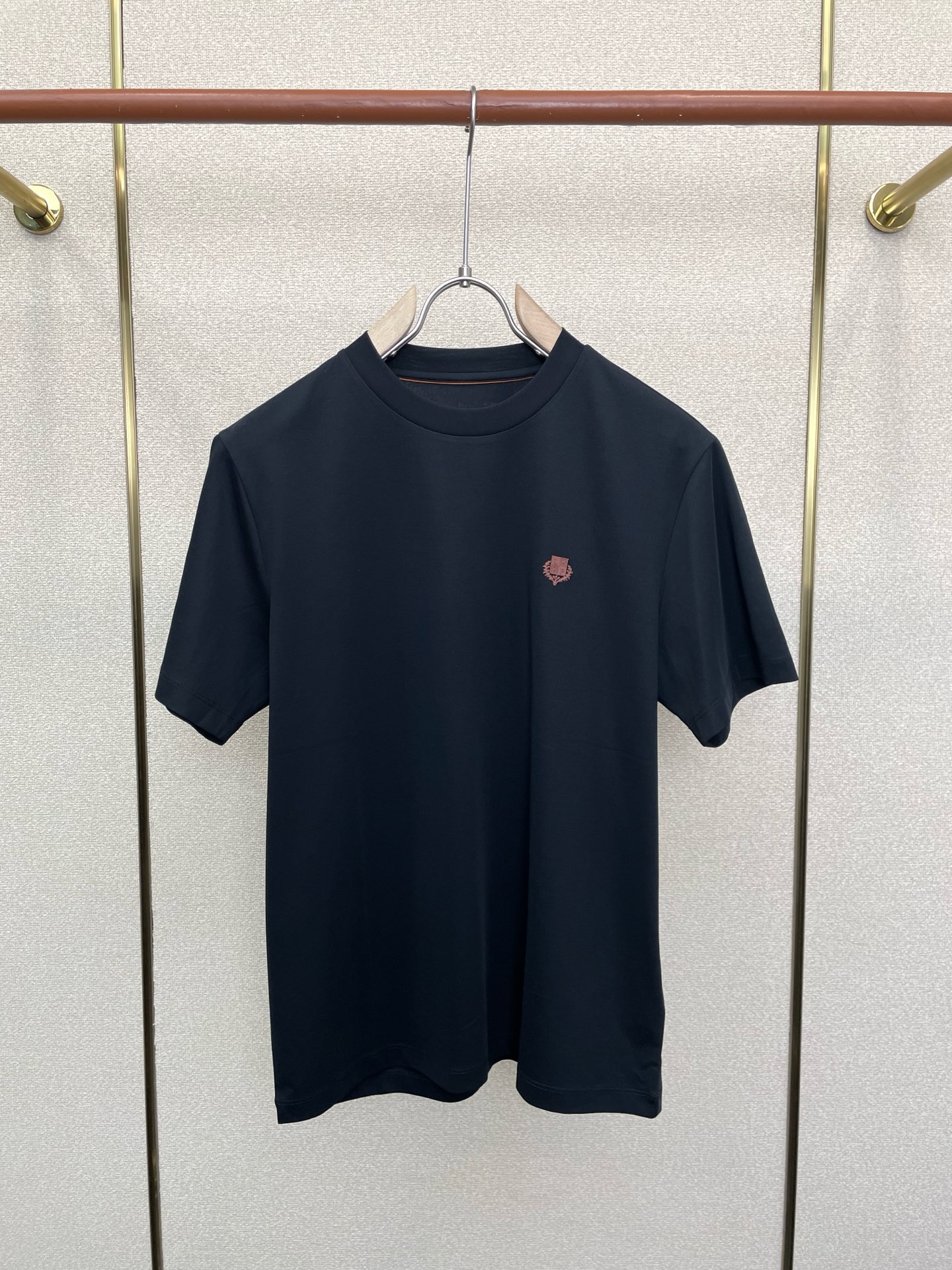 。Loro Piana-LORO PIANA诺悠翩雅💥砸锅卖铁都要上的新款新款原单男士休闲短袖 高端定制