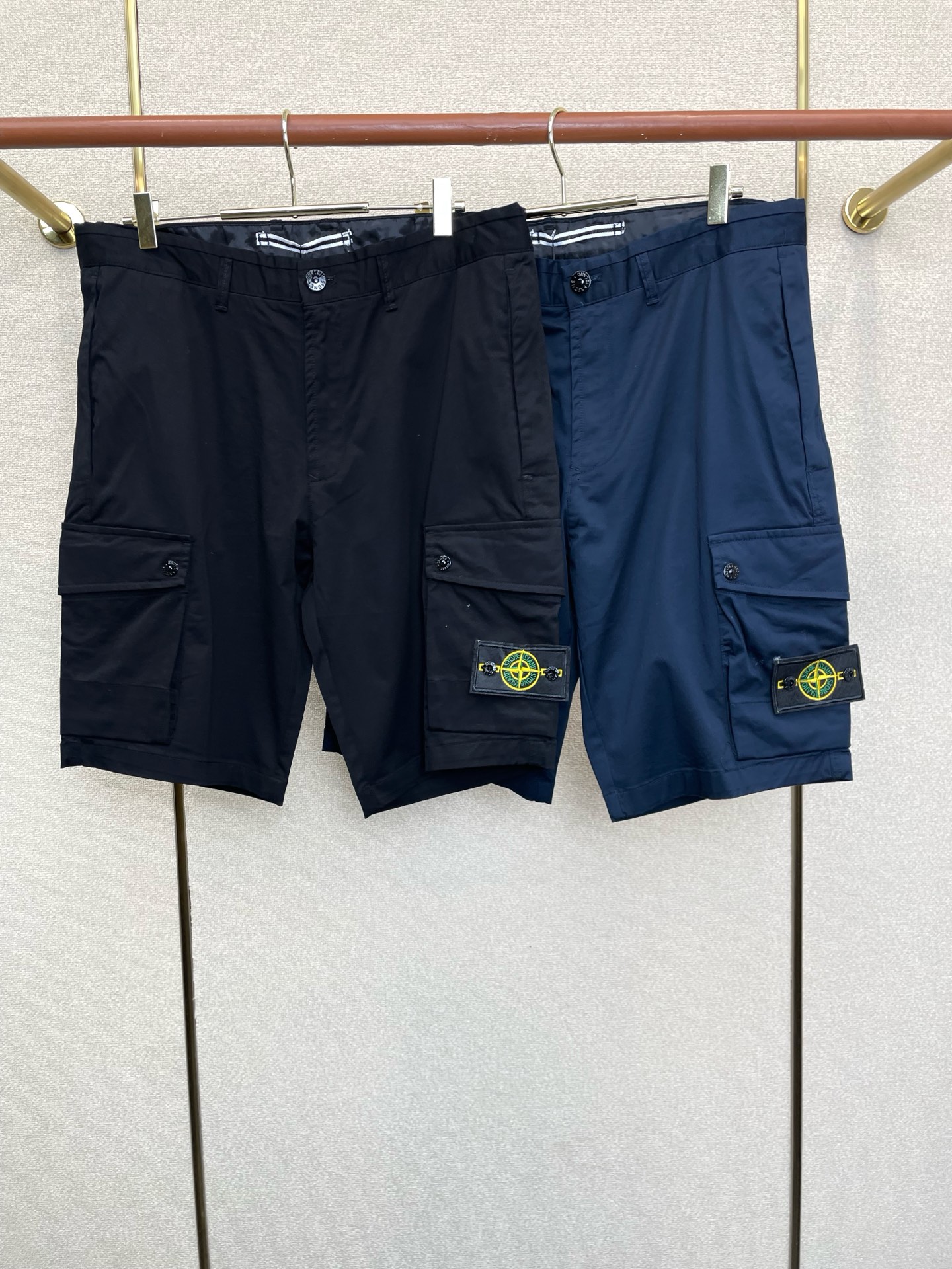 。STONE ISLAND石头岛💥砸锅卖铁都要上的新款新款原单男士休闲工装短裤🩳高端定制 高端版本 时尚