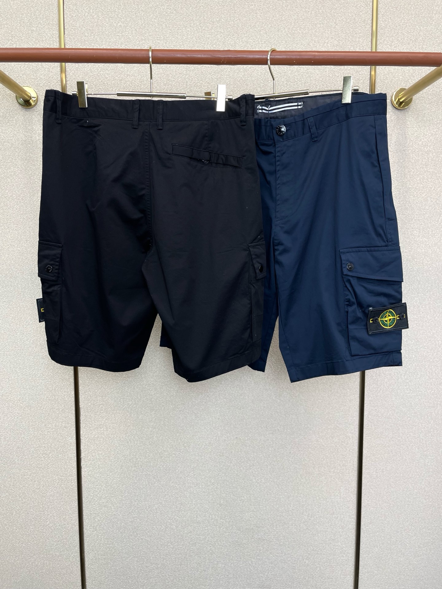 。STONE ISLAND石头岛💥砸锅卖铁都要上的新款新款原单男士休闲工装短裤🩳高端定制 高端版本 时尚