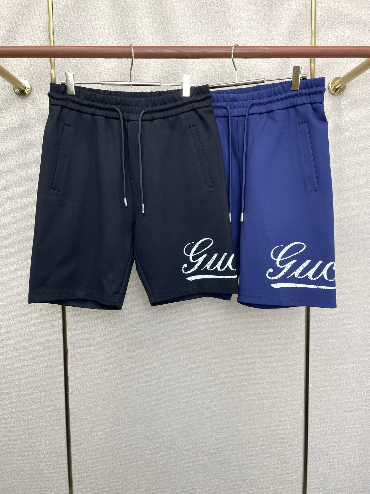 。Gucci古驰💥砸锅卖铁都要上的新款新款原单男士休闲短裤🩳高端定制 高端版本 时尚百搭爆款⚠️⚠️✨✨