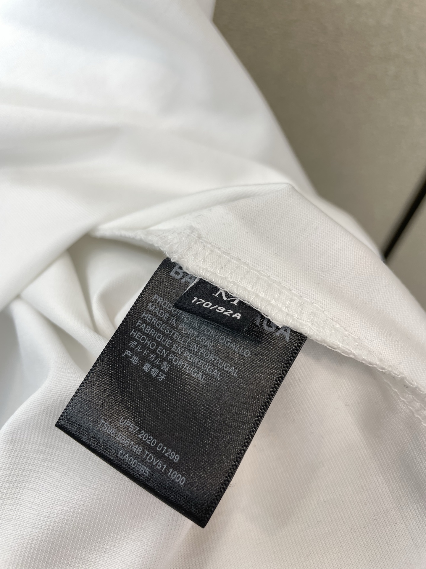 。Balenciaga巴黎世家🎽砸锅卖铁都要上的新款新款原单男士休闲坎肩背心 高端定制 高版本 时尚百搭