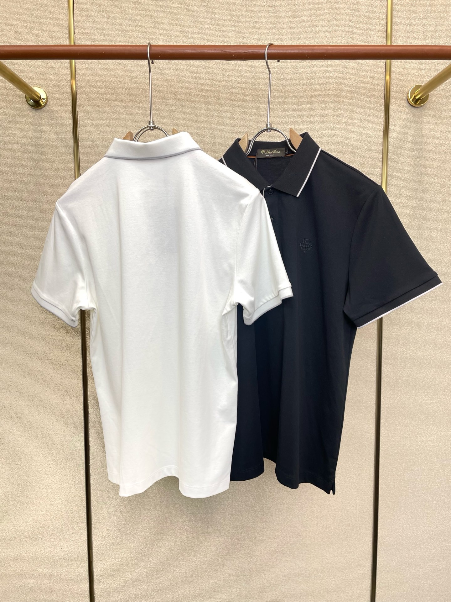 。Loro Piana-Loro Piana诺悠翩雅💥砸锅卖铁都要上的新款新款原单男士休闲短袖 高端定制