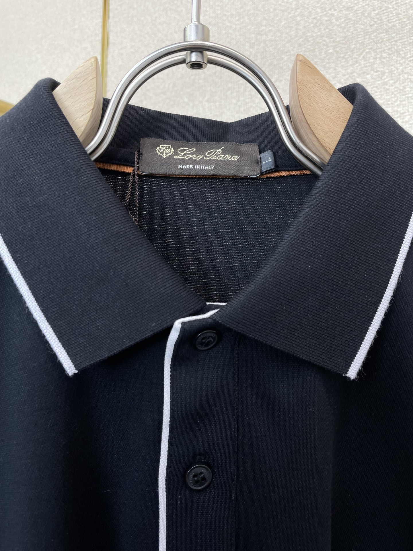 。Loro Piana-Loro Piana诺悠翩雅💥砸锅卖铁都要上的新款新款原单男士休闲短袖 高端定制