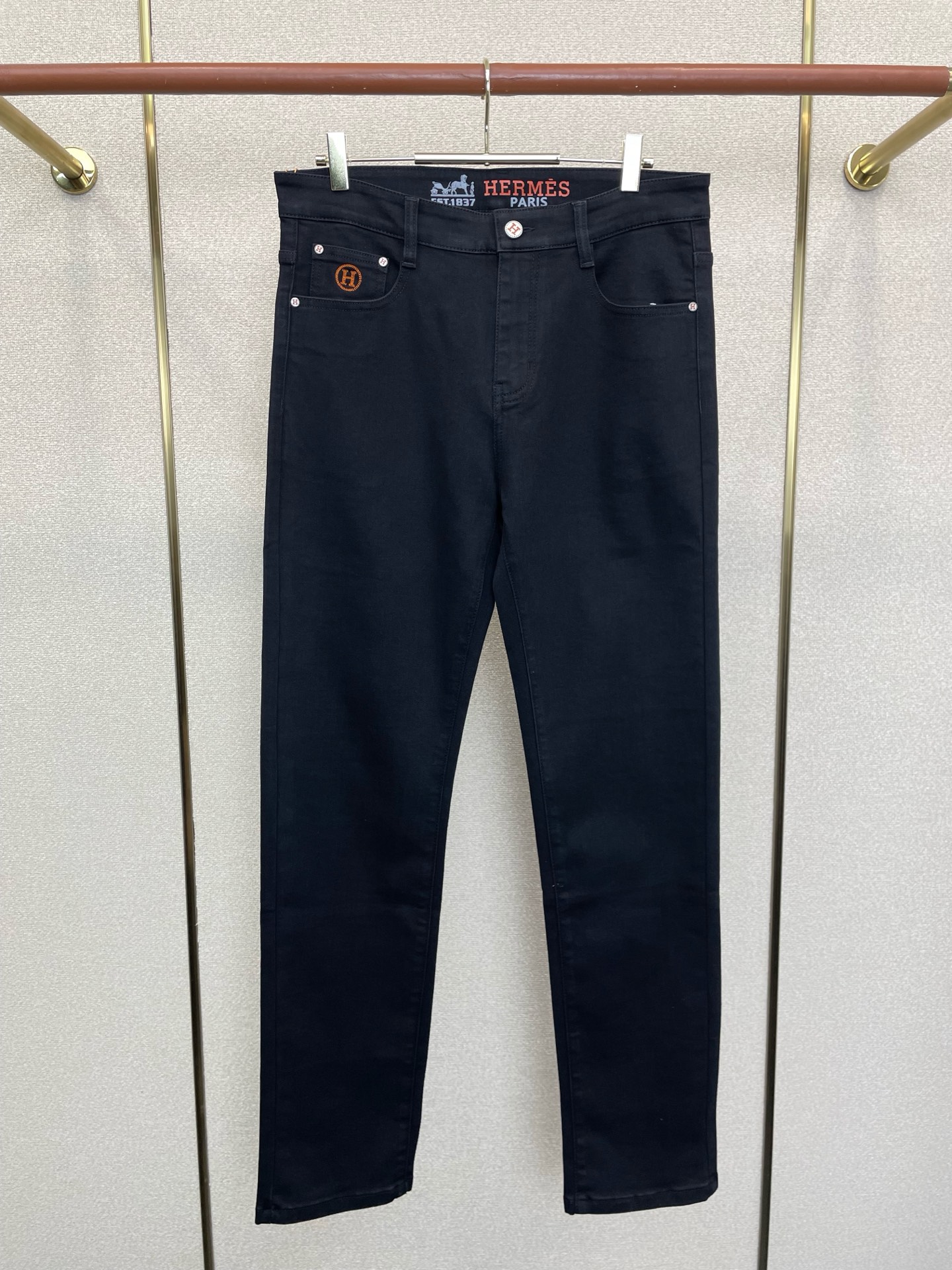 。Hermès爱马仕💥砸锅卖铁都要上的新款新款休闲牛仔裤👖高端版本 专柜定制面料 透气舒适度高，细节无可