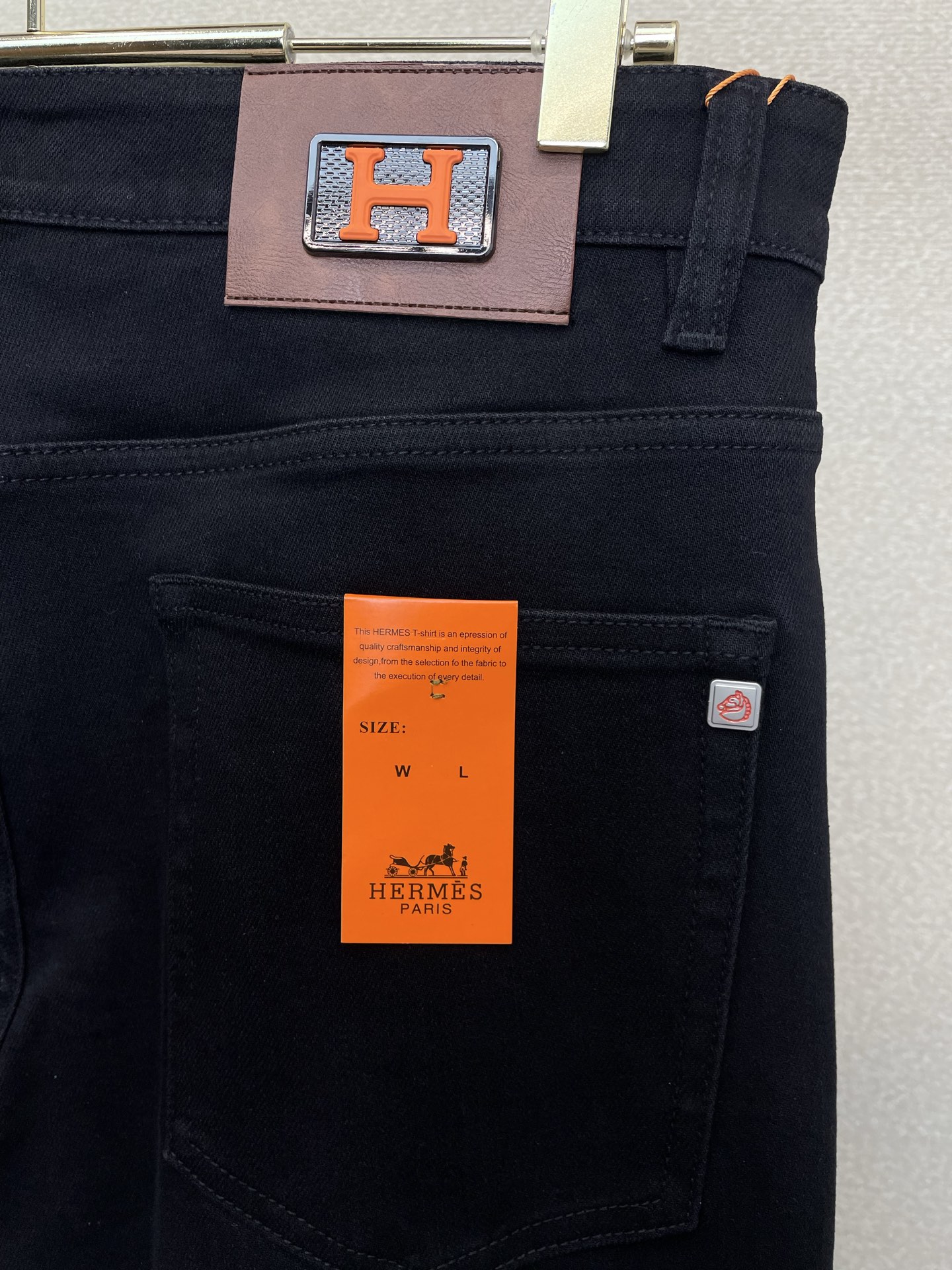 。Hermès爱马仕💥砸锅卖铁都要上的新款新款休闲牛仔裤👖高端版本 专柜定制面料 透气舒适度高，细节无可