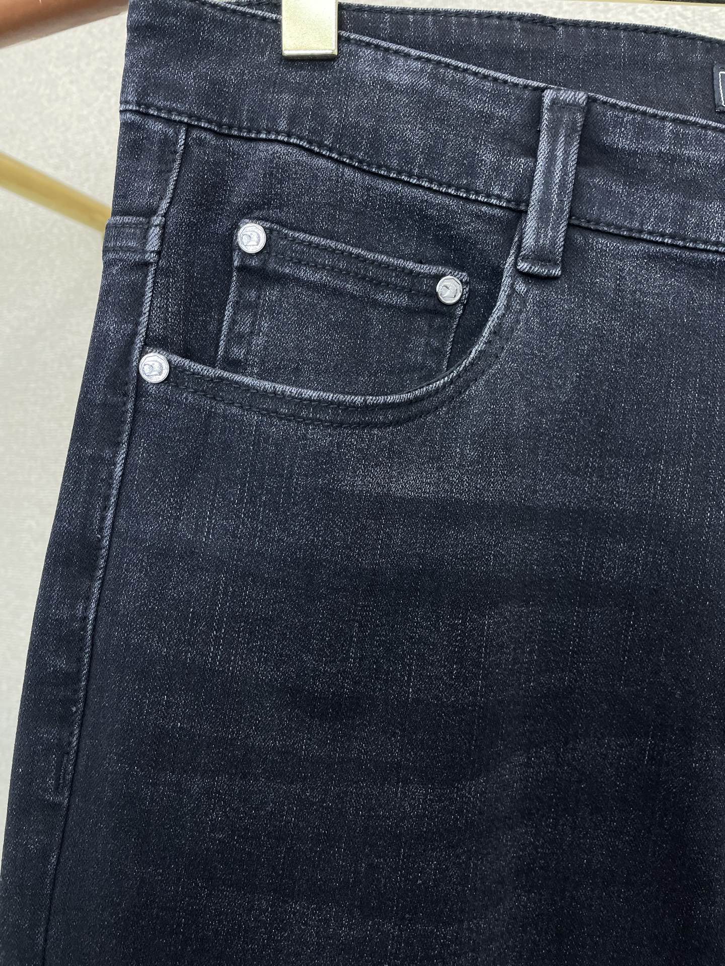 。STEFANO RICCI史蒂芬💥砸锅卖铁都要上的新款新款休闲牛仔裤👖高端版本 专柜定制面料 透气舒适