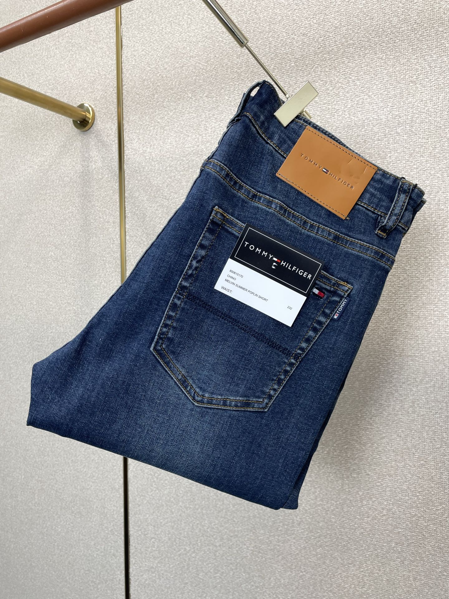 。TOMMY汤米💥砸锅卖铁都要上的新款新款休闲牛仔裤👖高端版本 专柜定制面料 透气舒适度高，细节无可挑剔