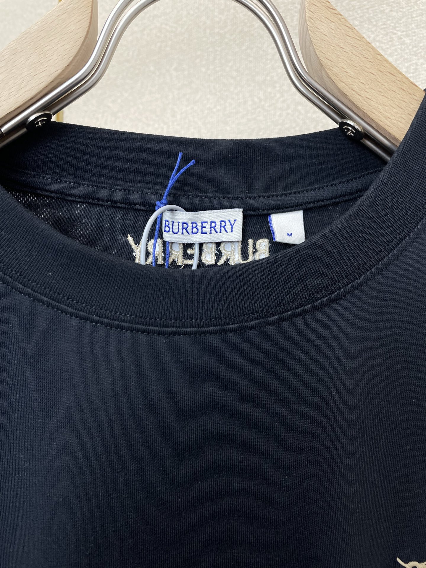 。Burberry巴宝莉💥砸锅卖铁都要上的新款新款原单男士休闲短袖 高端定制 高端版本 时尚百搭爆款⚠️