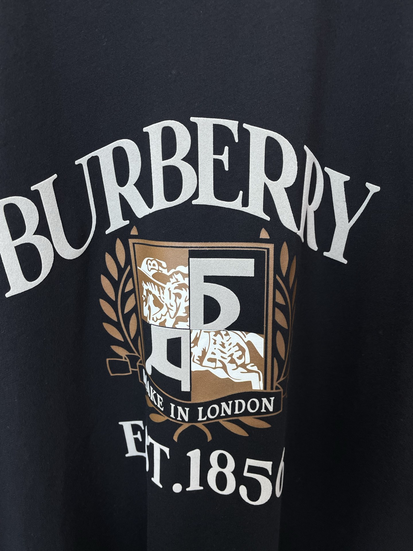 。Burberry巴宝莉💥独家专供新款原单男士休闲短袖 高端定制 高端版本 时尚百搭爆款⚠️⚠️✨✨进口
