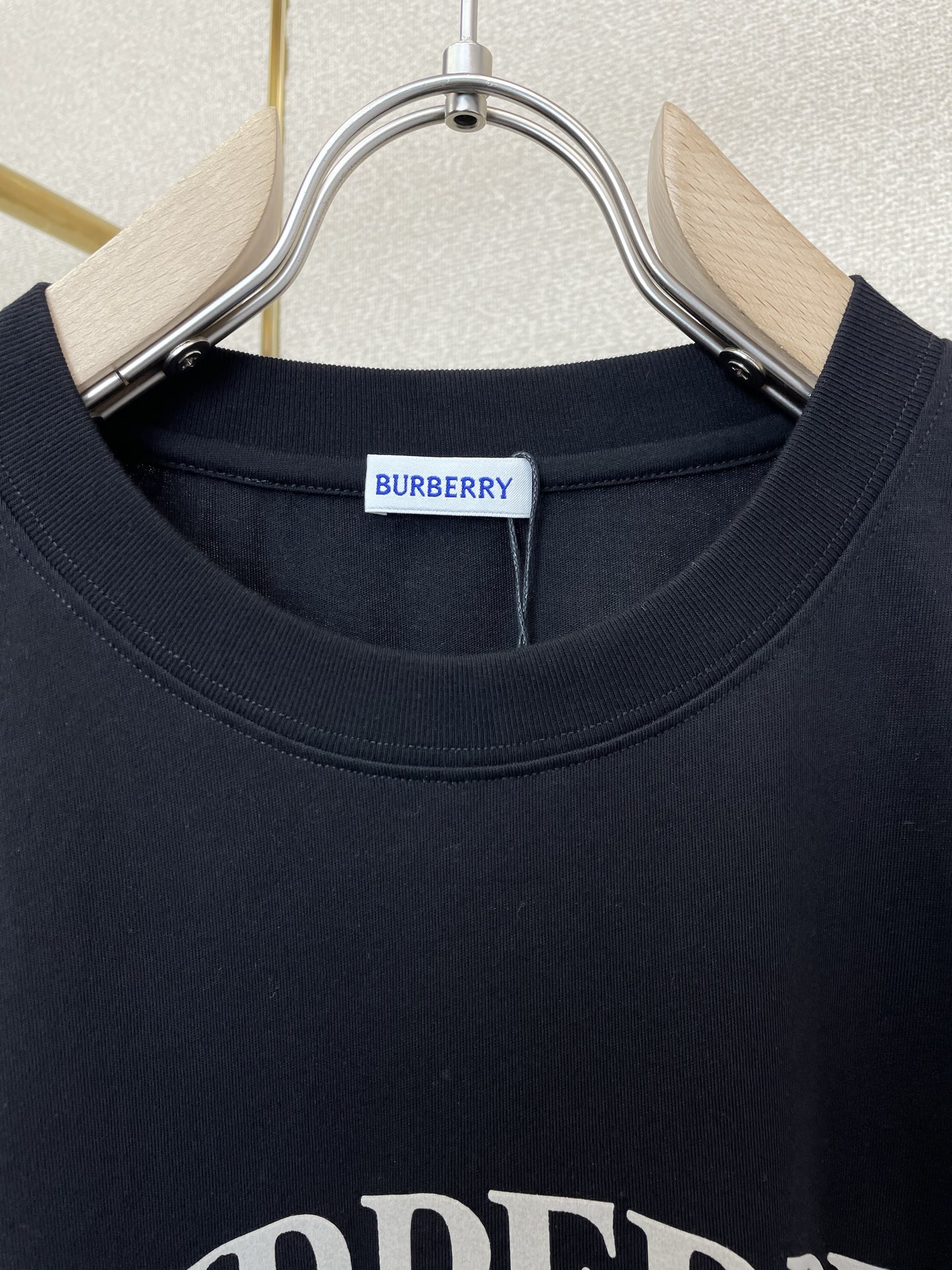 。Burberry巴宝莉💥独家专供新款原单男士休闲短袖 高端定制 高端版本 时尚百搭爆款⚠️⚠️✨✨进口