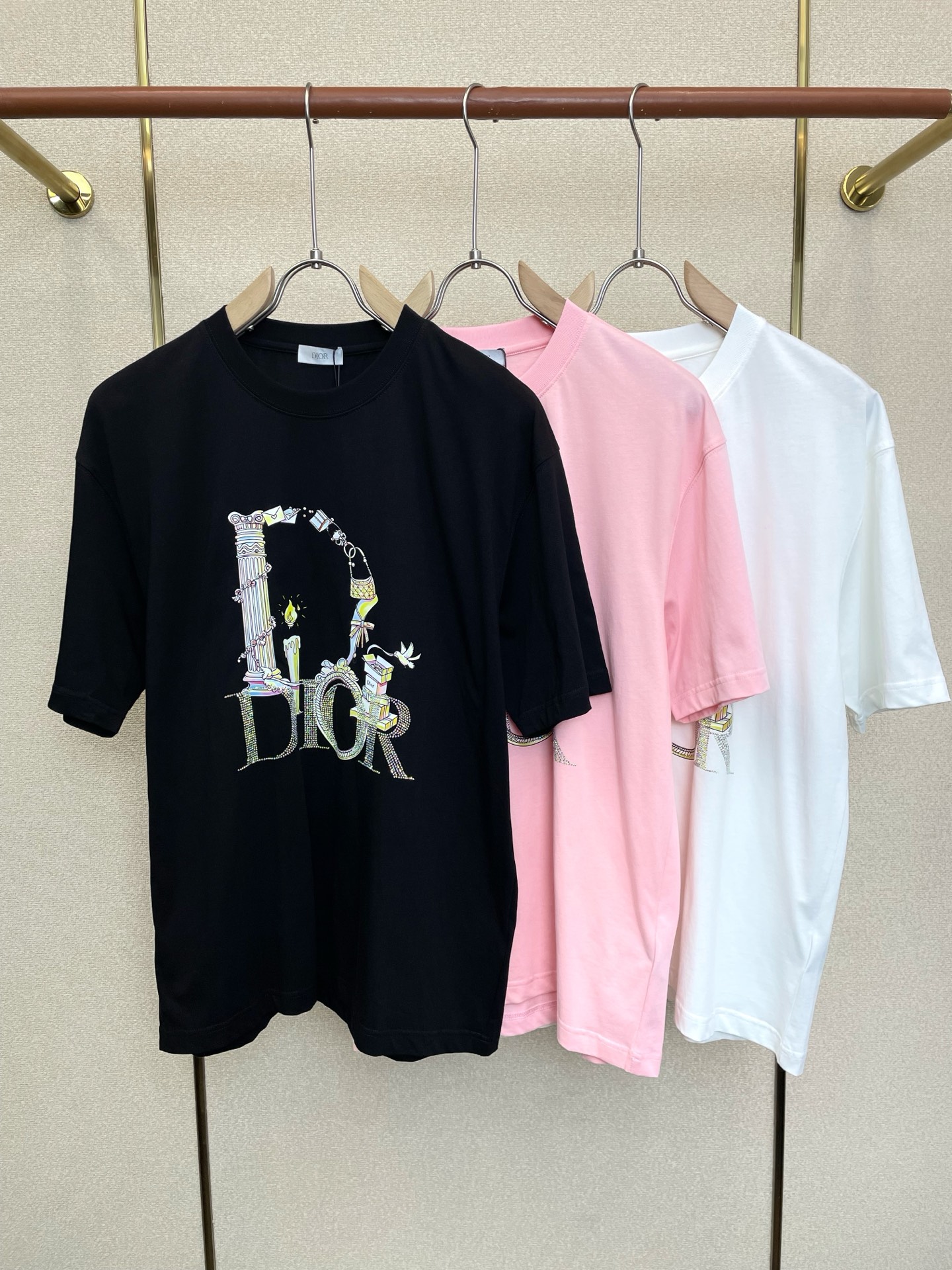 。Dior迪奥💥独家专供新款原单男士休闲短袖 高端定制 高端版本 时尚百搭爆款⚠️⚠️✨✨进口面料 手感
