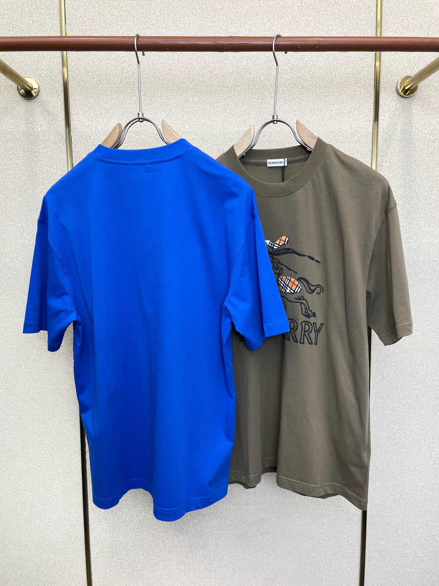 。Burberry巴宝莉💥独家专供新款原单男士休闲短袖 高端定制 高端版本 时尚百搭爆款⚠️⚠️✨✨进口
