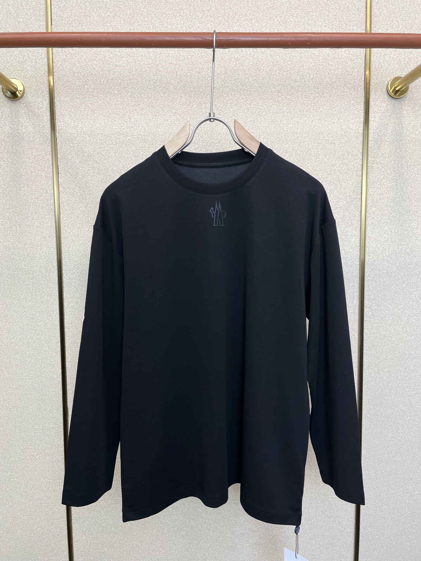 。Moncler蒙口💥独家专供新款原单男士休闲长袖 高端定制 高端版本 时尚百搭爆款⚠️⚠️✨✨进口面料