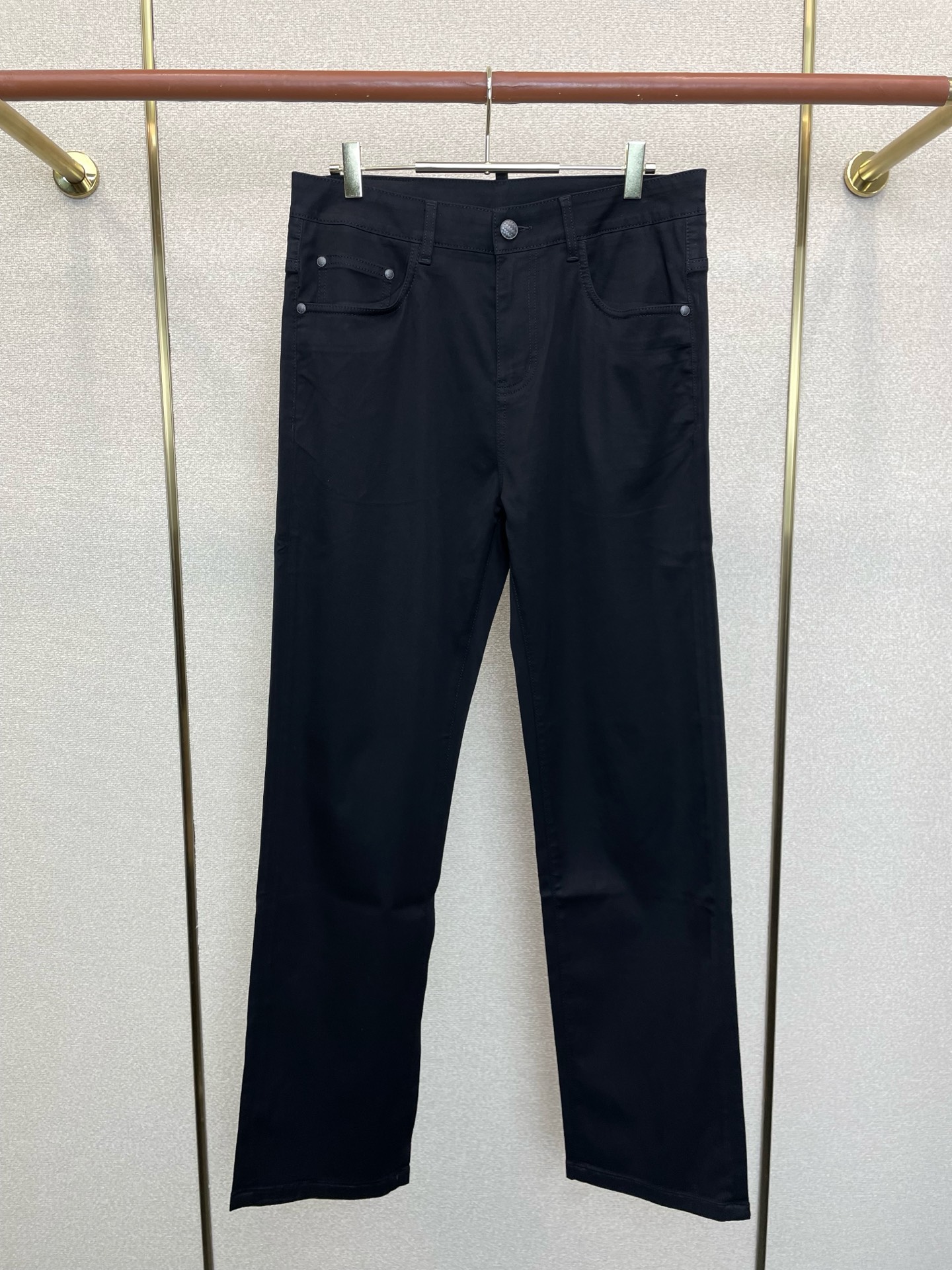 。Bottega Veneta葆蝶家💥独家专供新款休闲牛仔裤👖高端版本！专柜定制面料 透气舒适度高，细节