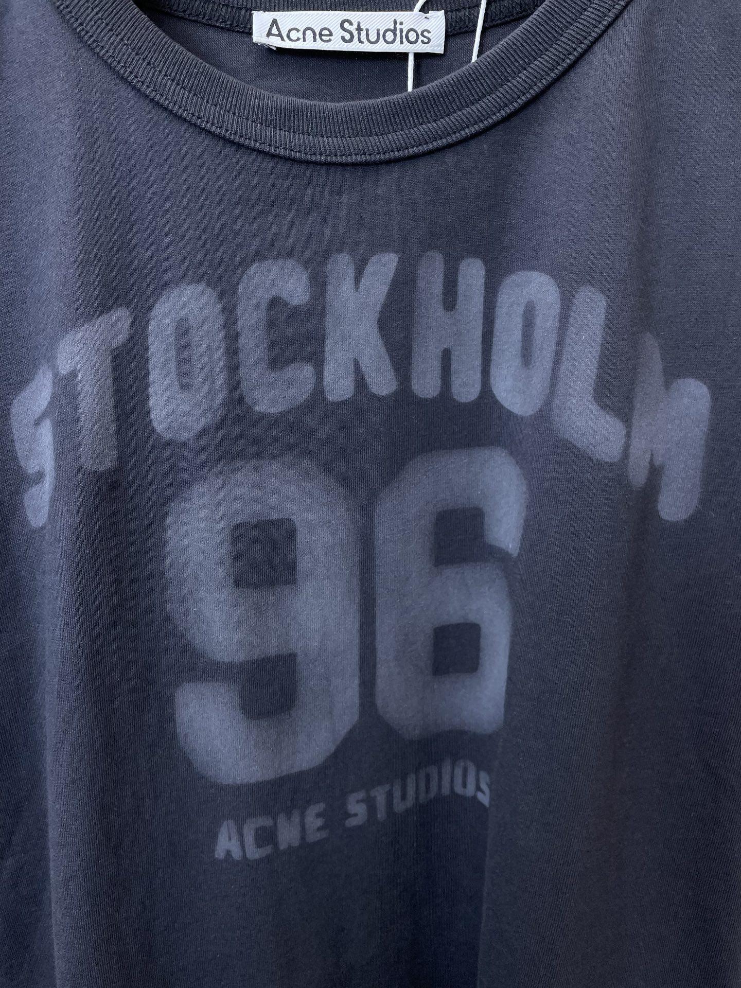Acne Studios👚砸锅卖铁都要上的新款👚新款女装休闲短袖 高端版本！独特设计 专柜定制面料 透气