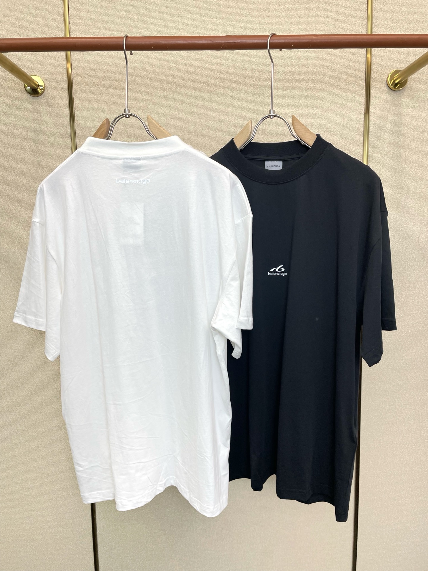 。Balenciaga巴黎世家💥独家专供新款原单男士休闲短袖 高端定制 高端版本 时尚百搭爆款⚠️⚠️✨