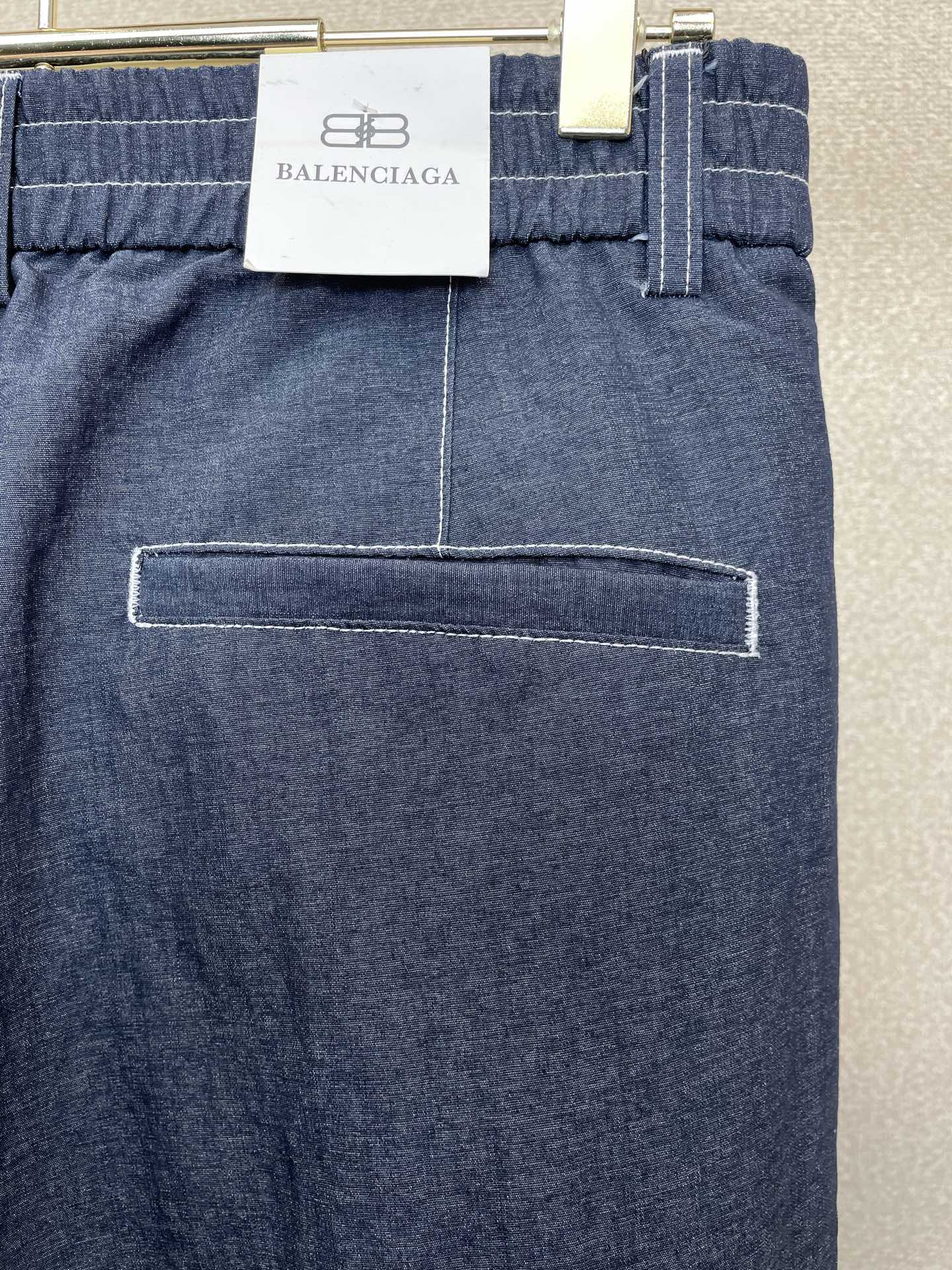 。Balenciaga巴黎世家💥独家专供新款休闲裤 高端版本 专柜定制面料 透气舒适度高，细节无可挑剔，