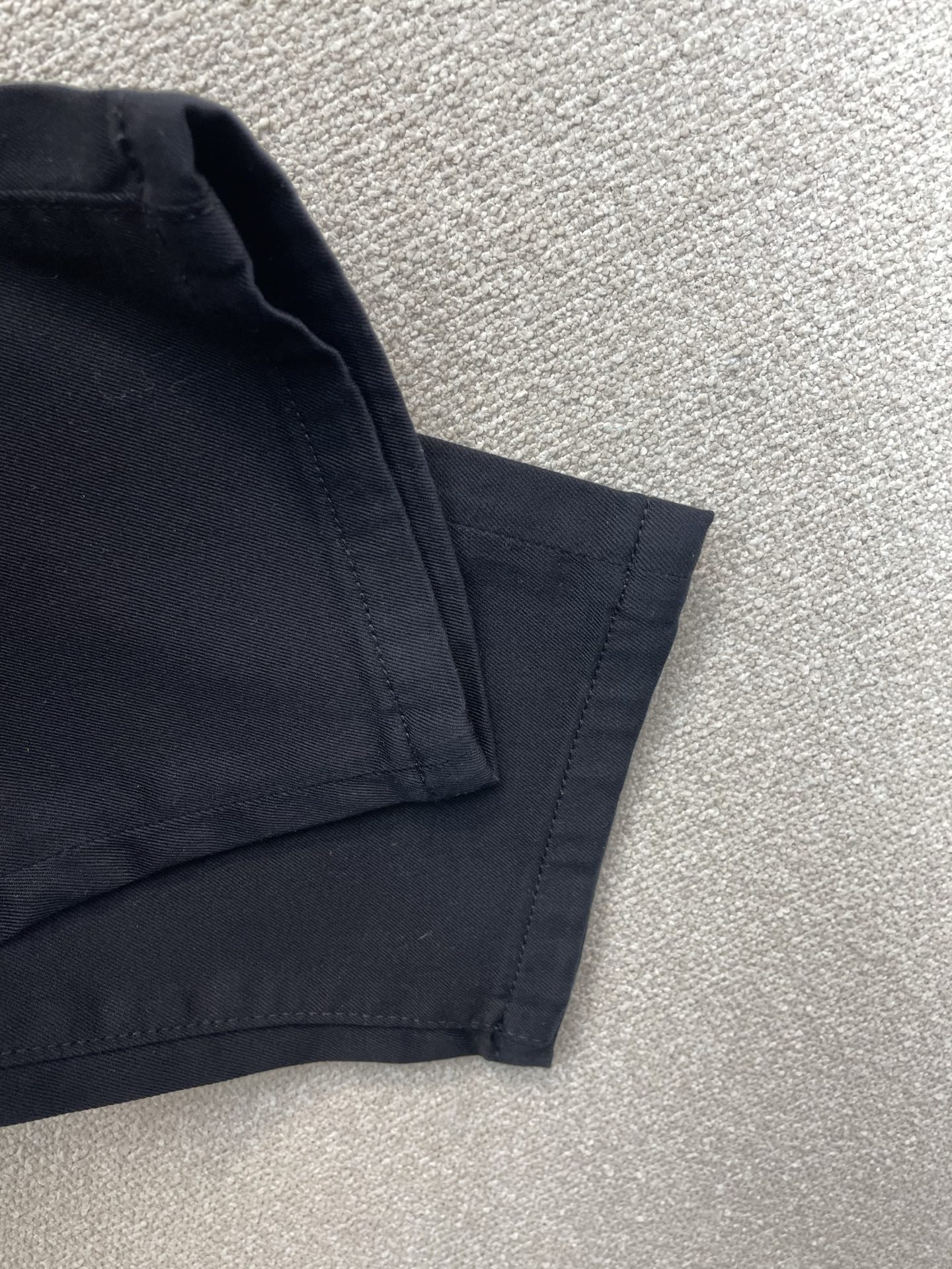 。VERSACE范思哲💥独家专供新款牛仔裤👖高端版本 专柜定制面料 透气舒适度高，细节无可挑剔，品牌元素