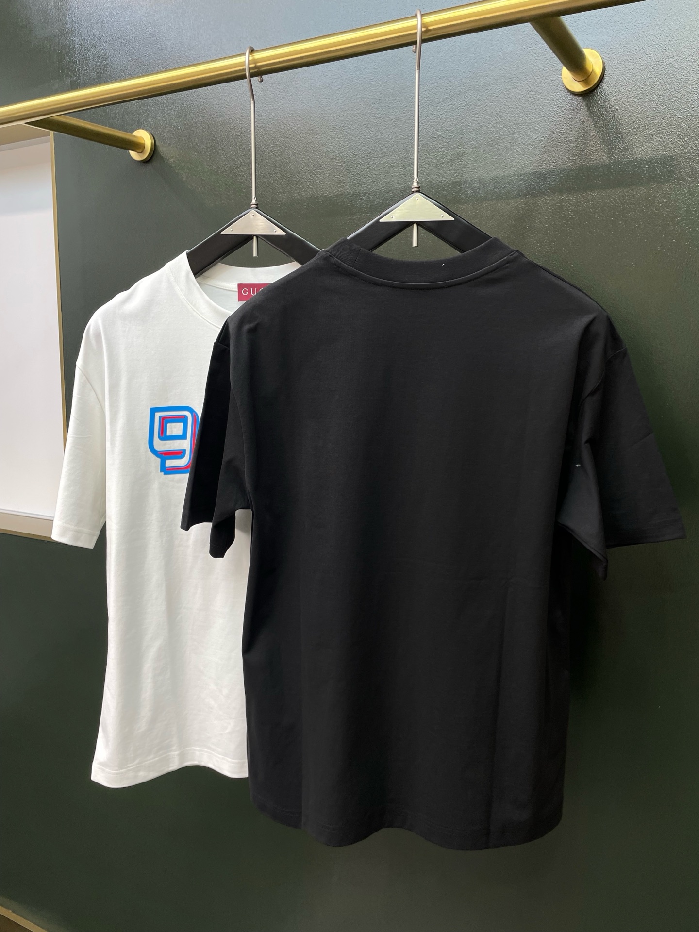 Gucci古驰💥砸锅卖铁都要上的新款新款原单男士休闲短袖 高端定制 高端版本 时尚百搭爆款⚠️⚠️✨✨进口面料 手感超柔