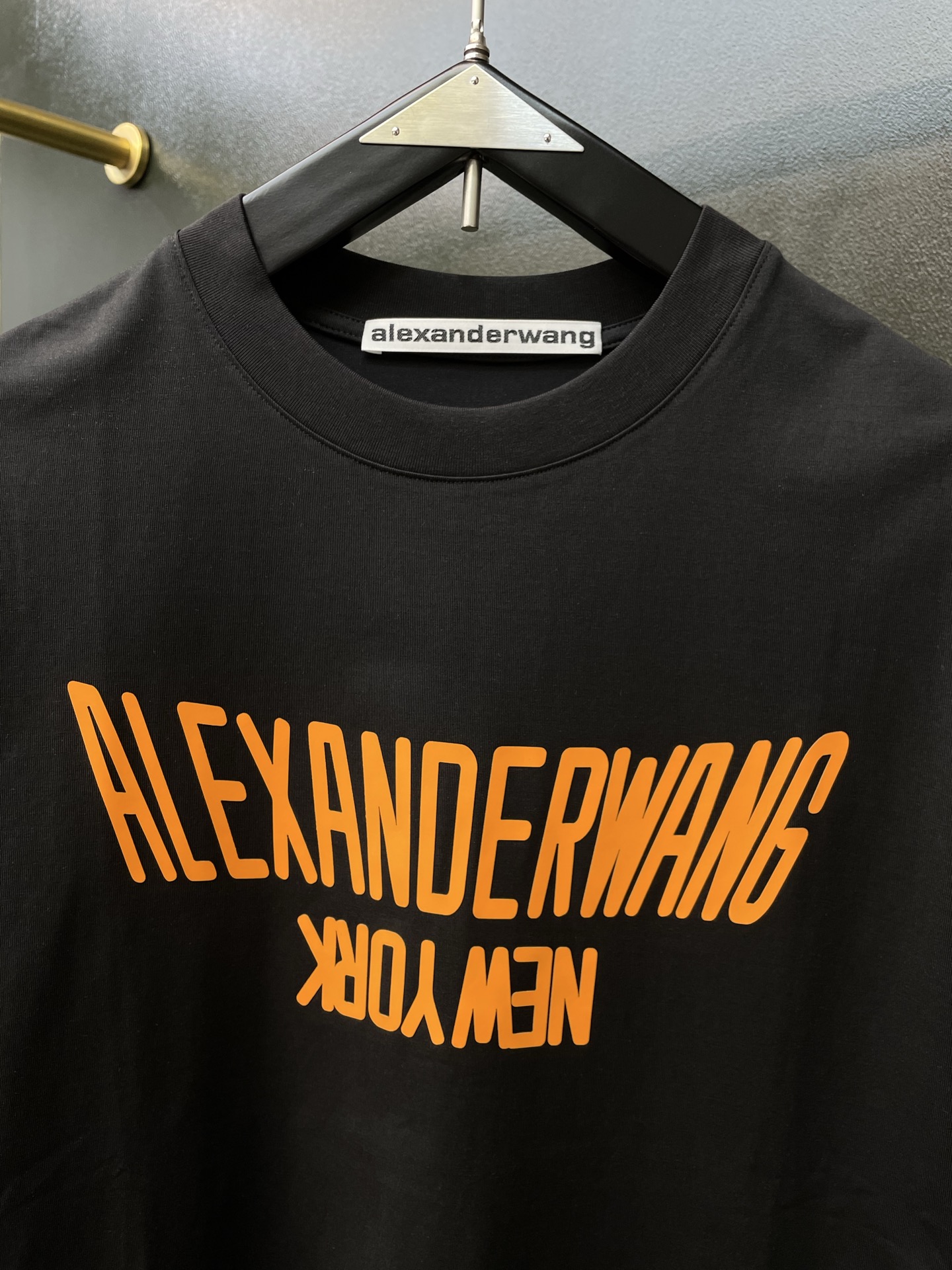 Alexanderwang亚历山大王💥砸锅卖铁都要上的新款新款原单男士休闲短袖 高端定制 高端版本 时尚百搭爆款⚠️⚠️