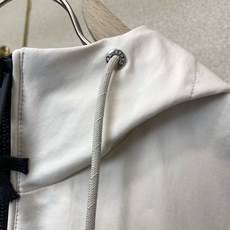 ZEGNA杰尼亚💥砸锅卖铁都要上的新款新款原单男士休闲连帽夹克 高端定制 高端版本 时尚百搭爆款⚠️⚠️✨✨进口面料 手 ZEGNA杰尼亚💥砸锅卖铁都要上的新款新款原单男士休闲连帽夹克 高端定制 高端版本 时尚百搭爆款⚠️⚠️✨✨进口面料 手