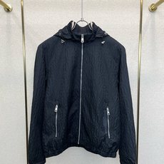 Moncler蒙口💥砸锅卖铁都要上的新款新款原单男士休闲连帽夹克 高端定制 高端版本 时尚百搭爆款⚠️⚠️✨✨进口面料 Moncler蒙口💥砸锅卖铁都要上的新款新款原单男士休闲连帽夹克 高端定制 高端版本 时尚百搭爆款⚠️⚠️✨✨进口面料