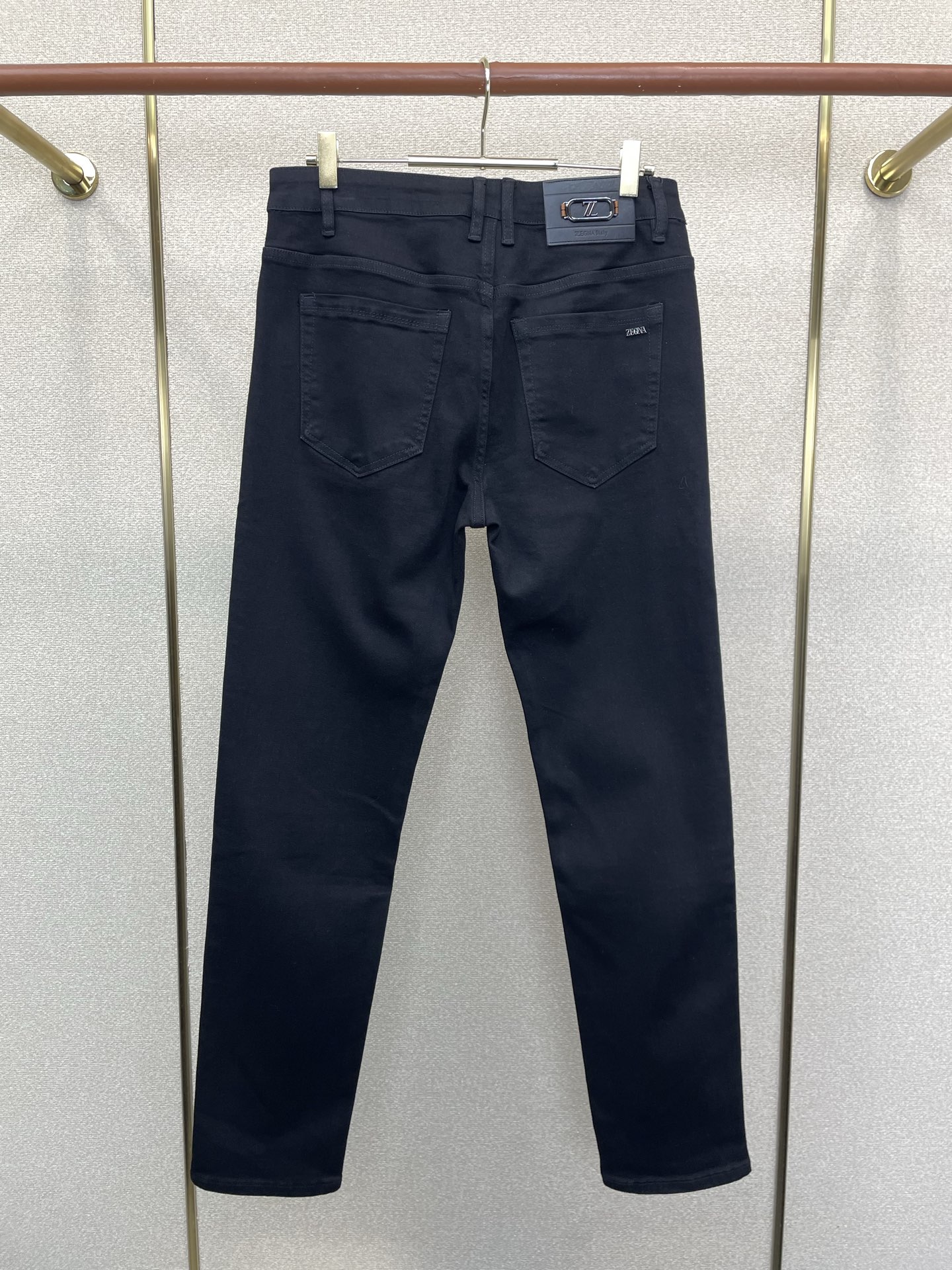 ZEGNA杰尼亚💥砸锅卖铁都要上的新款新款休闲牛仔裤👖高端版本 专柜定制面料 透气舒适度高，细节无可挑剔，品牌元素设计理