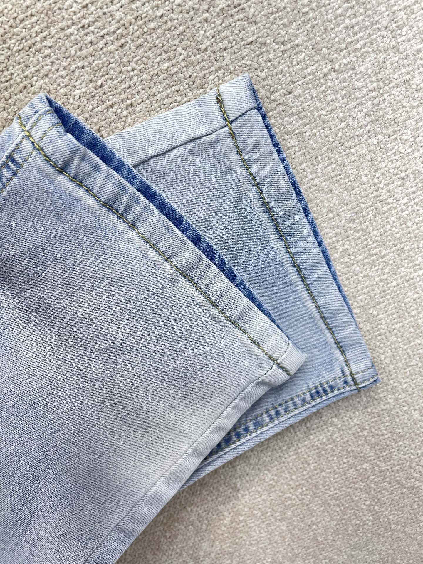 Loro Piana-Loro Piana诺悠翩雅💥砸锅卖铁都要上的新款新款休闲牛仔裤👖高端版本 专柜定制面料 透气舒适